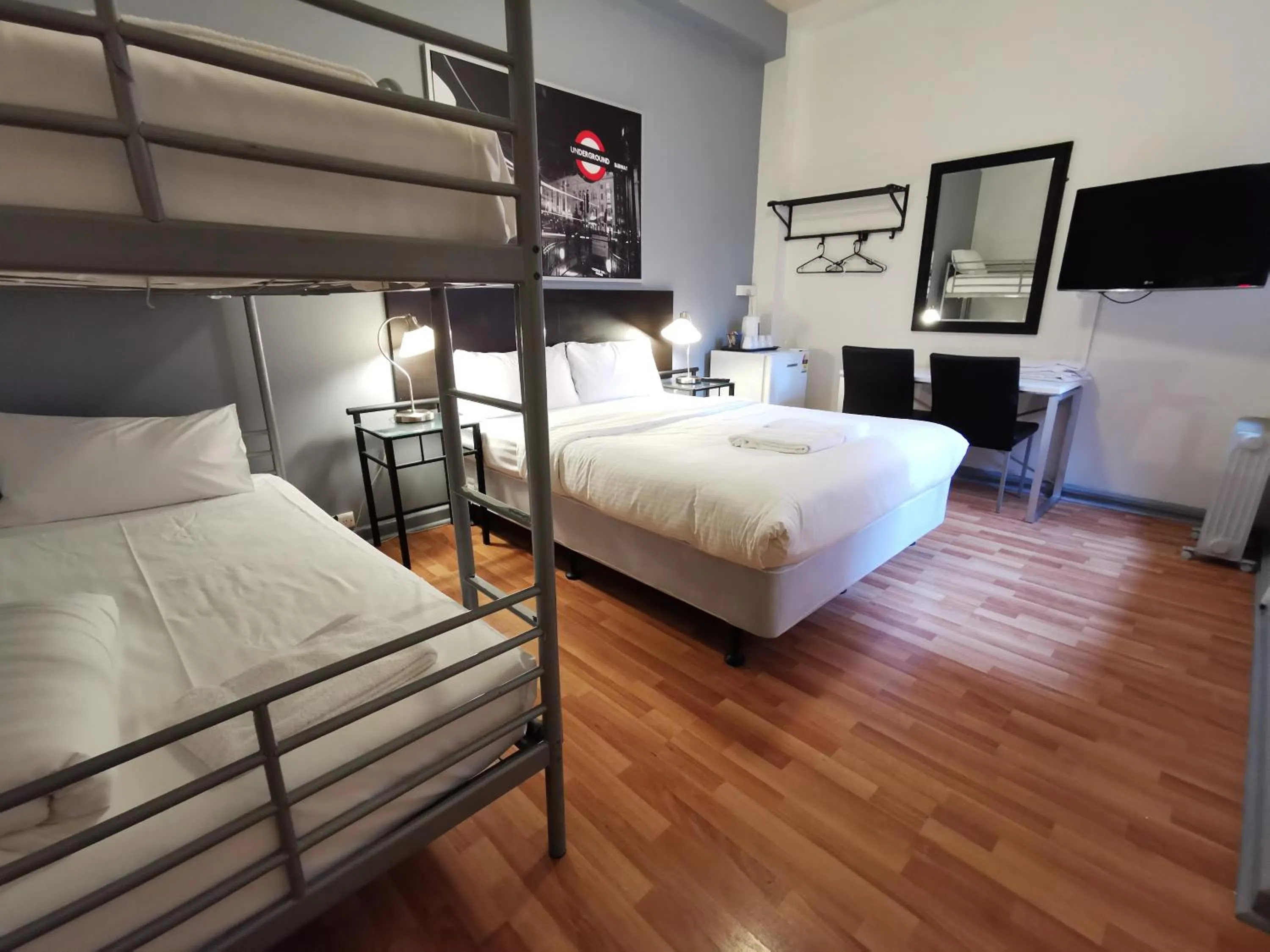 Photo of the whole room, Bed in City Centre Budget Hotel