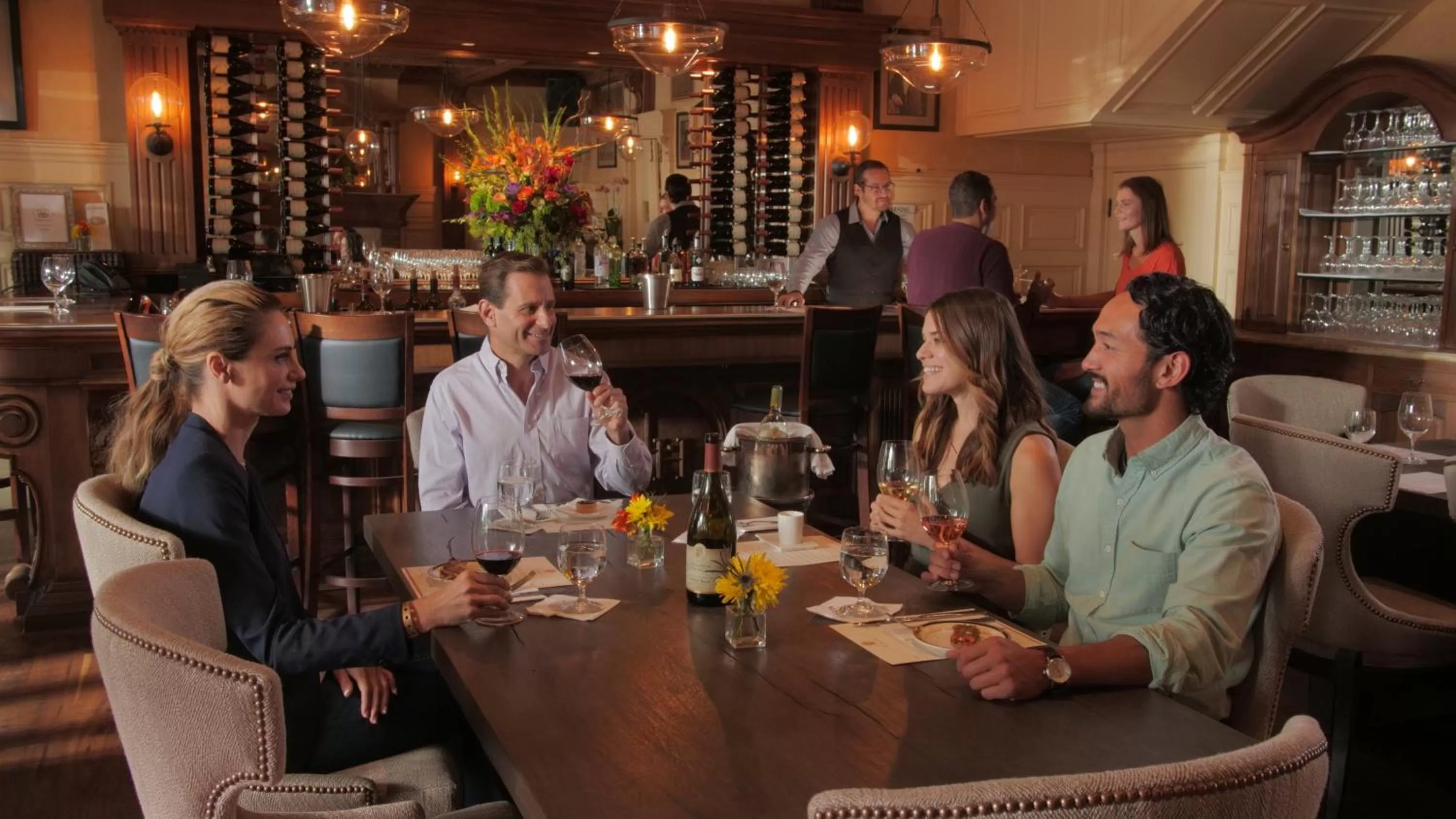 Ledson Hotel & Zina Lounge