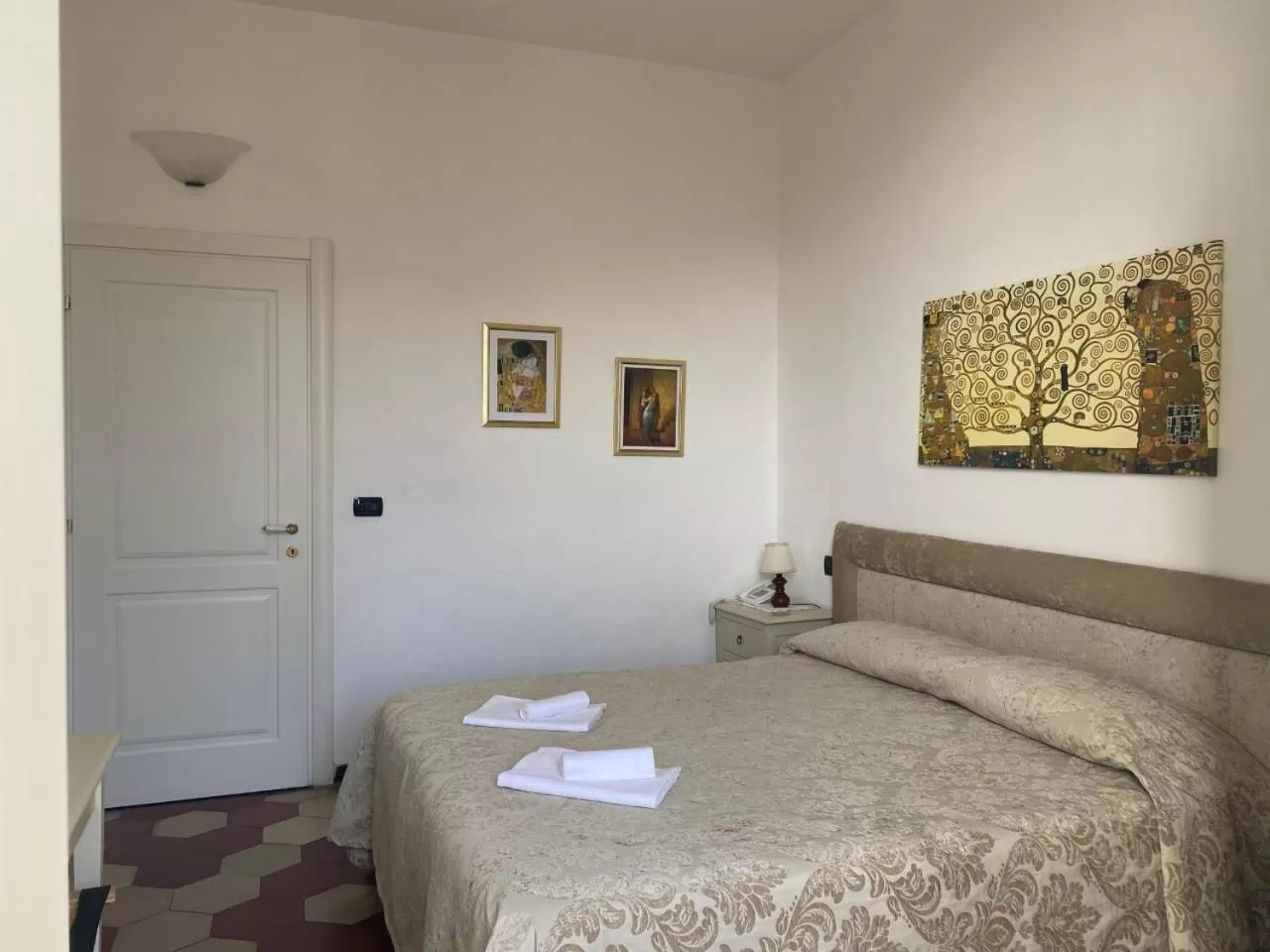 Photo of the whole room, Bed in Villa Margherita