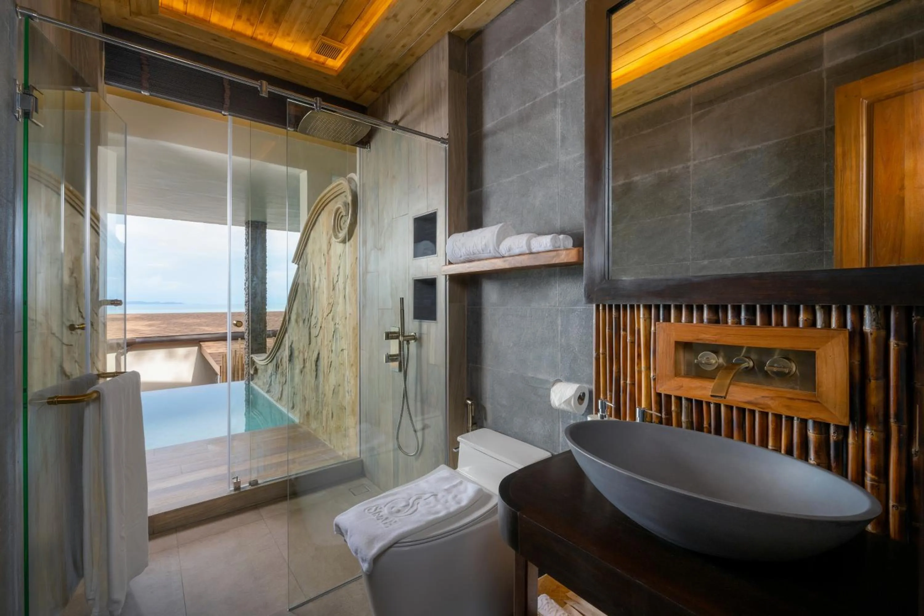 Toilet in SINAE Phuket Luxury Hotel