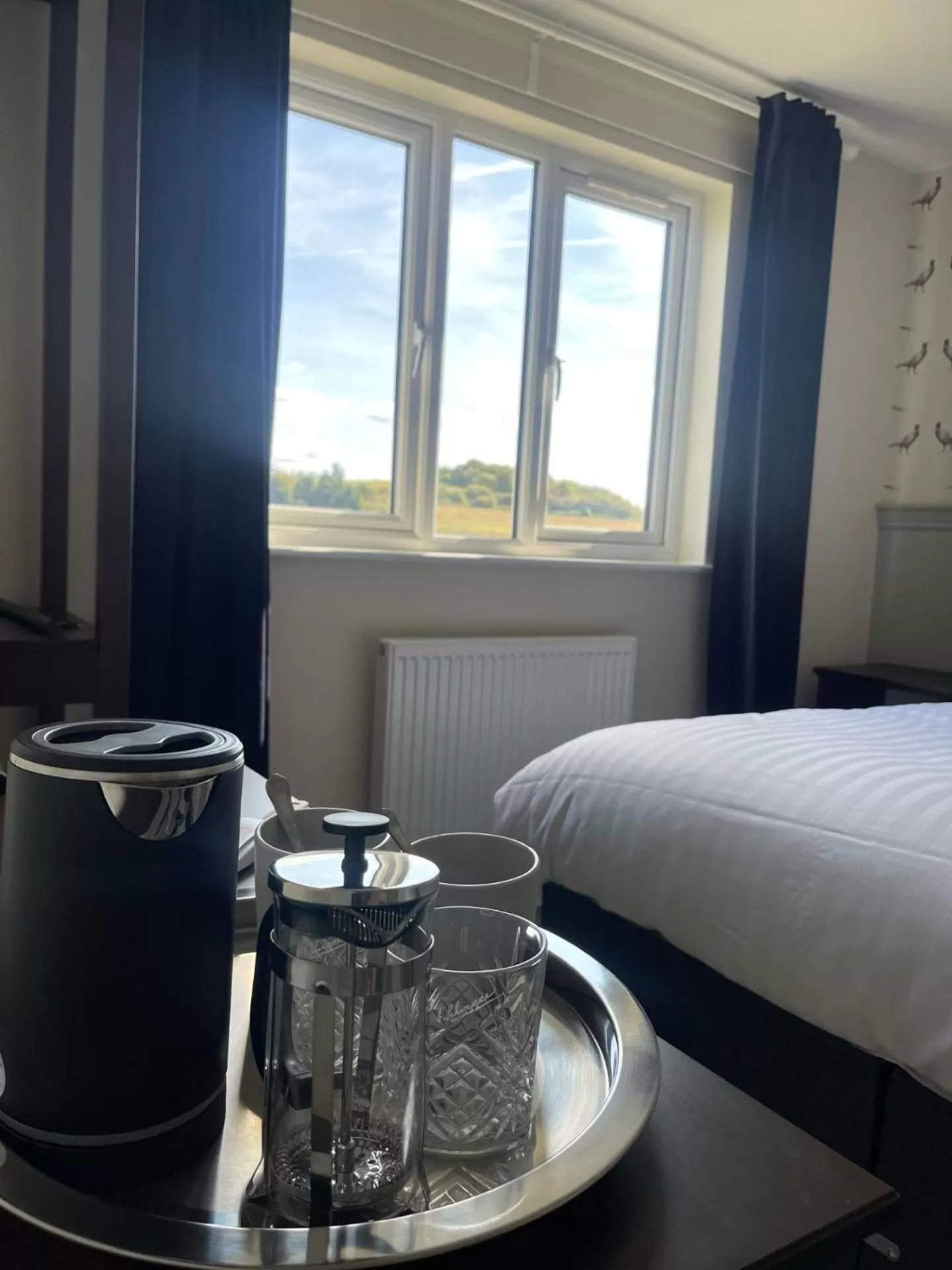 Bed in The Horseshoe & Castle