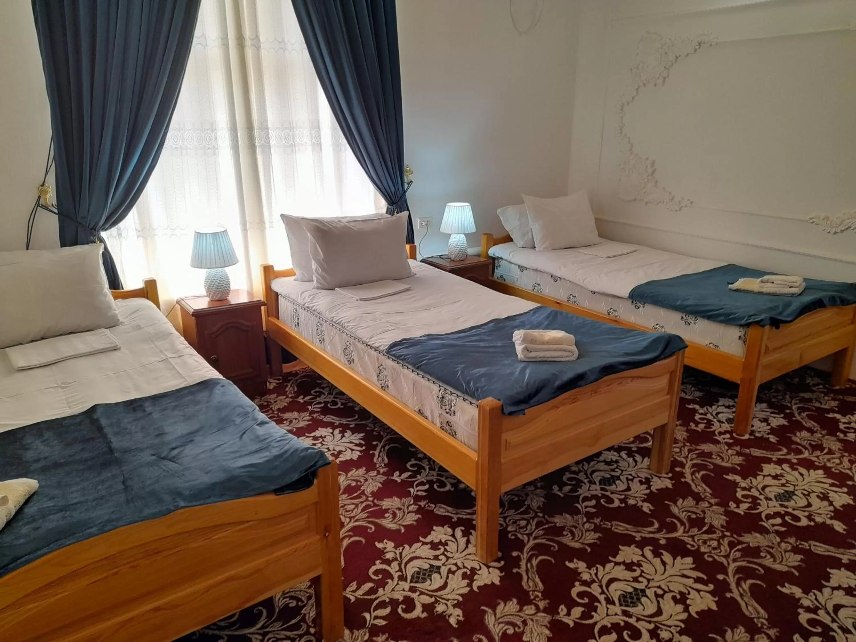 Property building, Bed in Boutigue Hotel Parvina