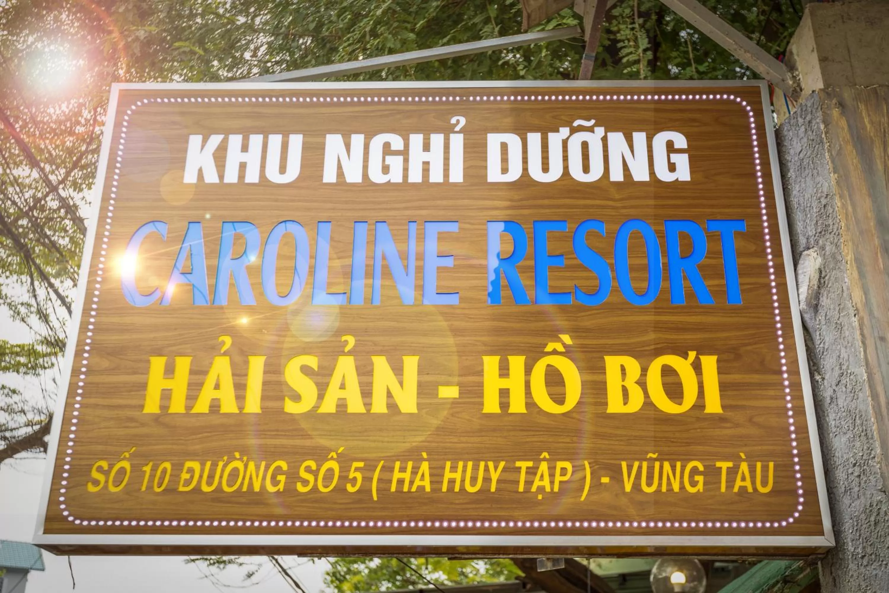 Property logo or sign in Caroline Resort