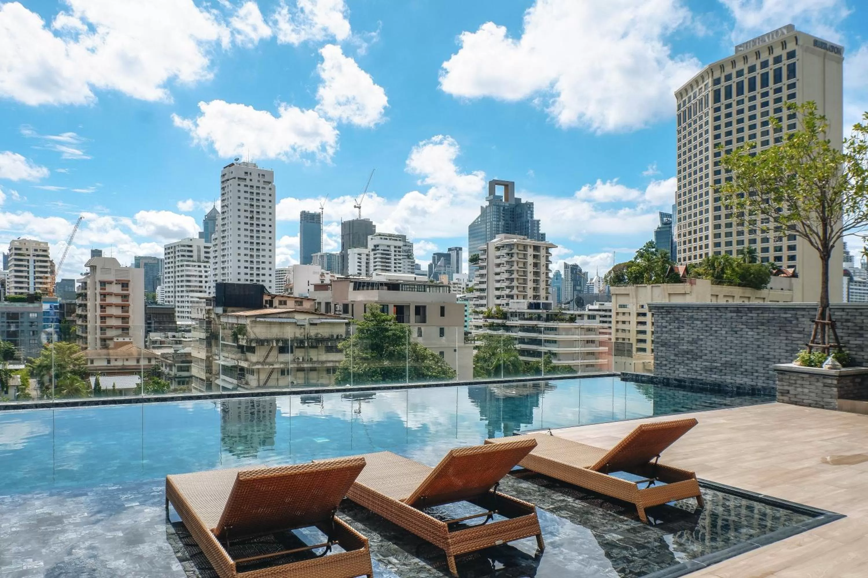 Swimming pool in The Coach Hotel Sukhumvit - Asok BTS Bangkok