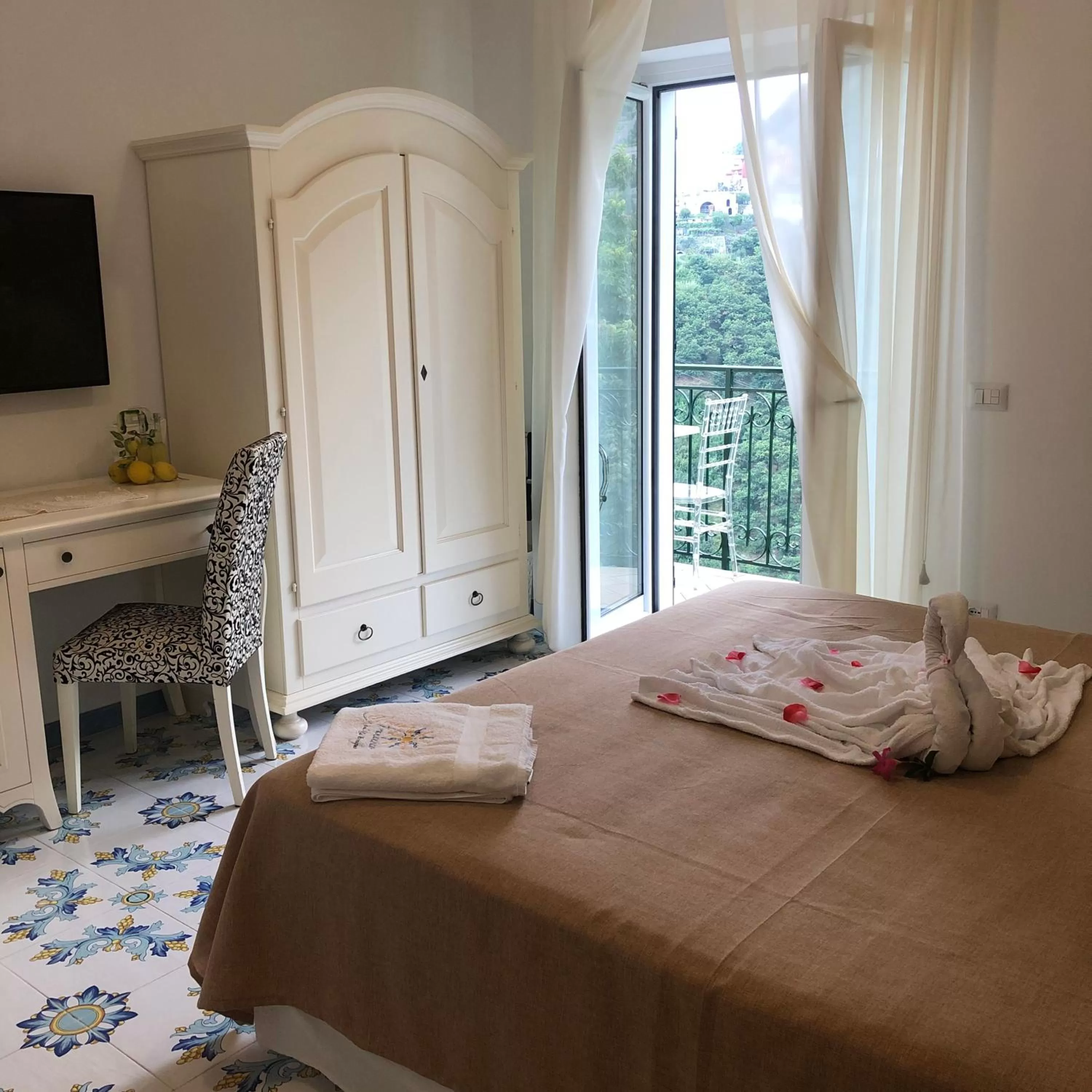 Photo of the whole room in Nonno Francesco B&B