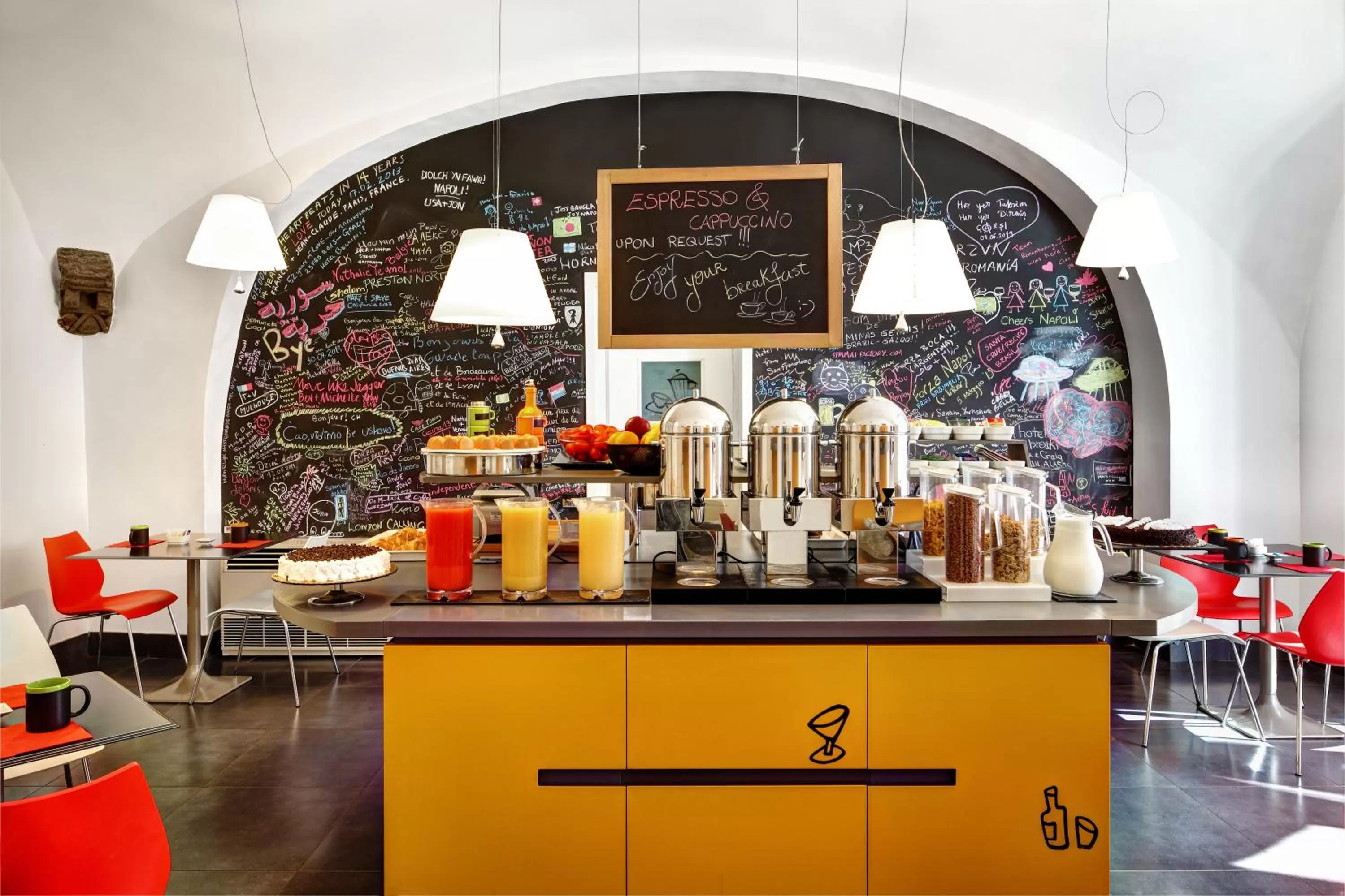 Continental breakfast in Hotel Piazza Bellini & Apartments