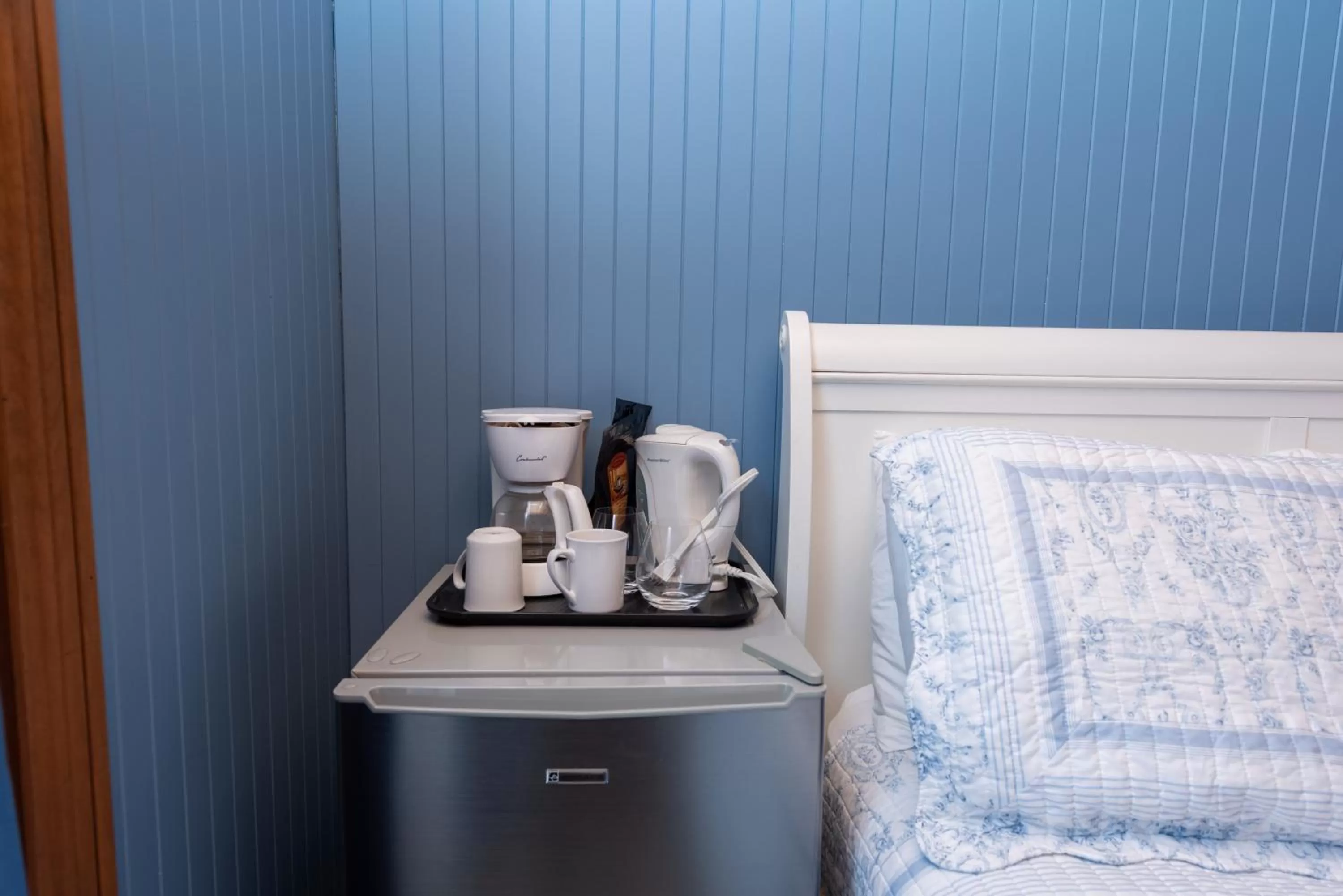 Coffee/tea facilities, Bed in Auberge Le Four à Pain