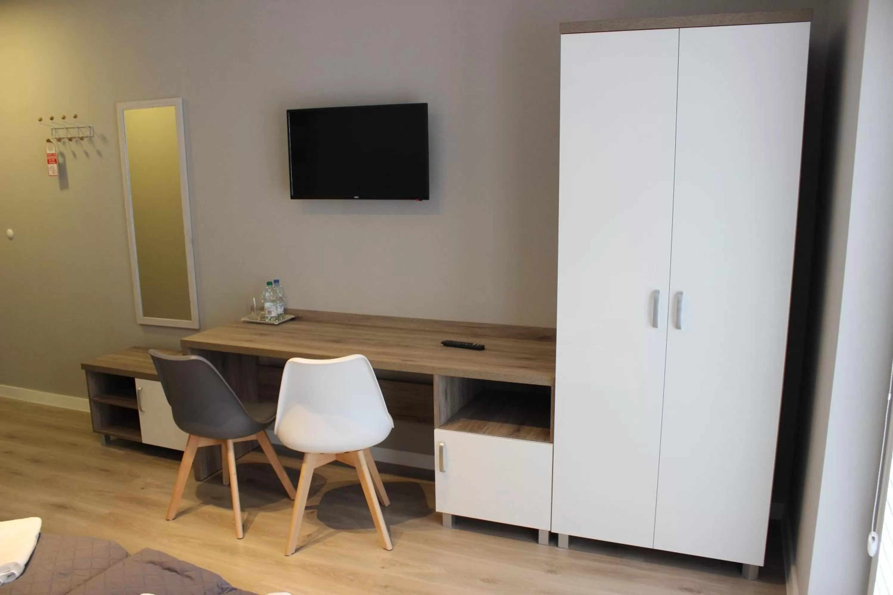 TV/Entertainment Center in Hotel Pod Strzechą