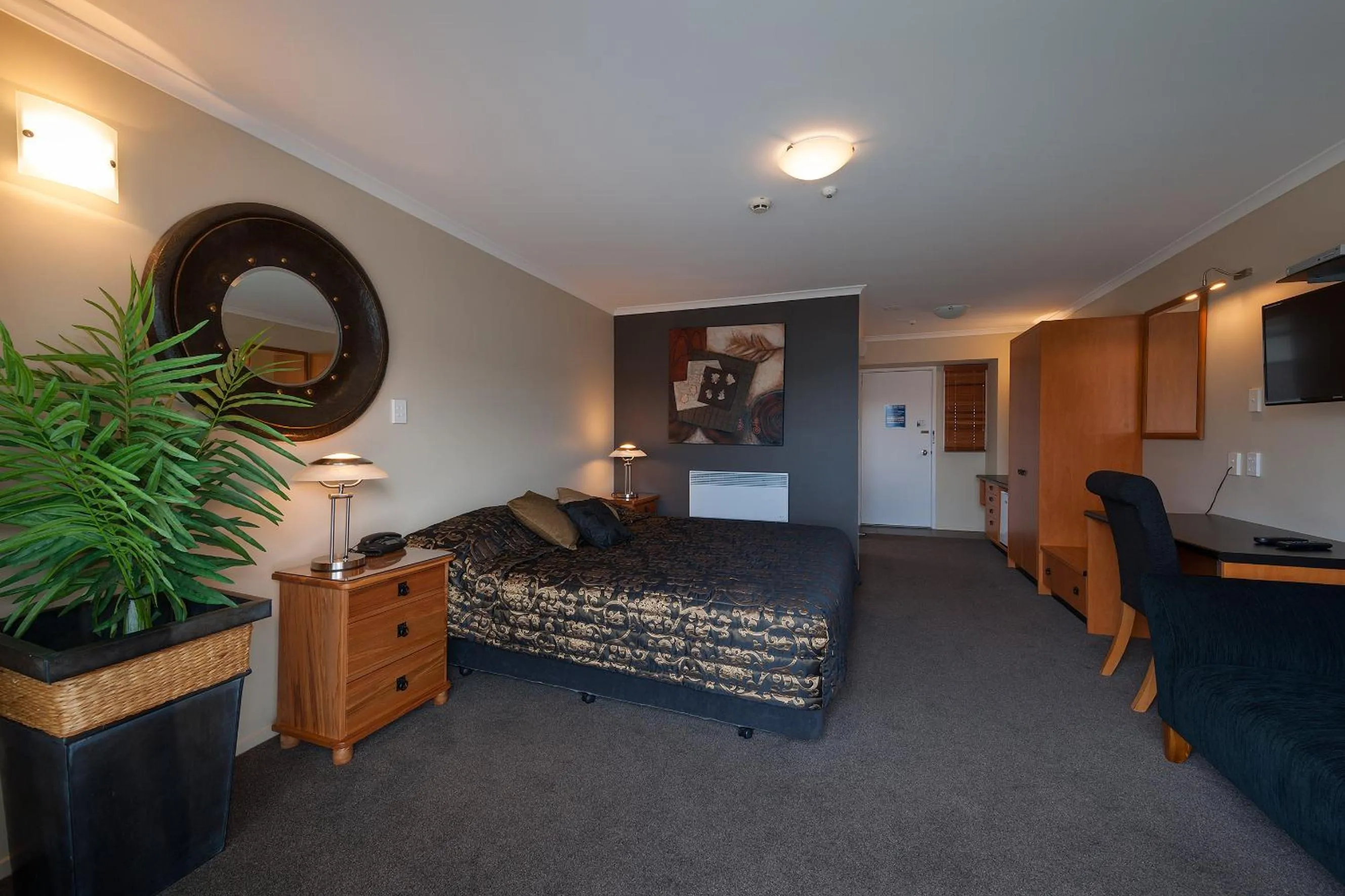 Photo of the whole room in Beachcomber Inn Picton