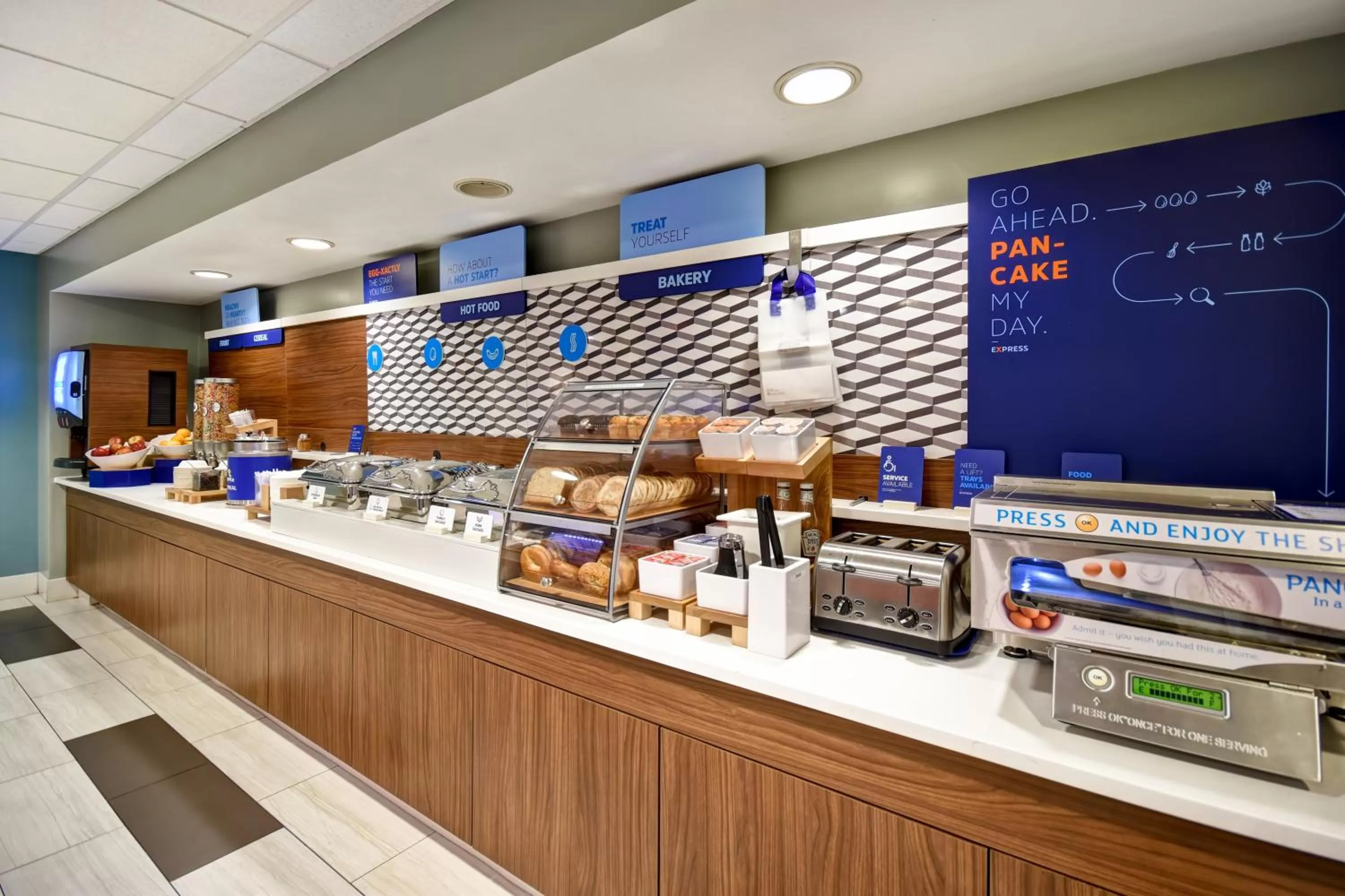 Breakfast in Holiday Inn Express Newport North - Middletown by IHG
