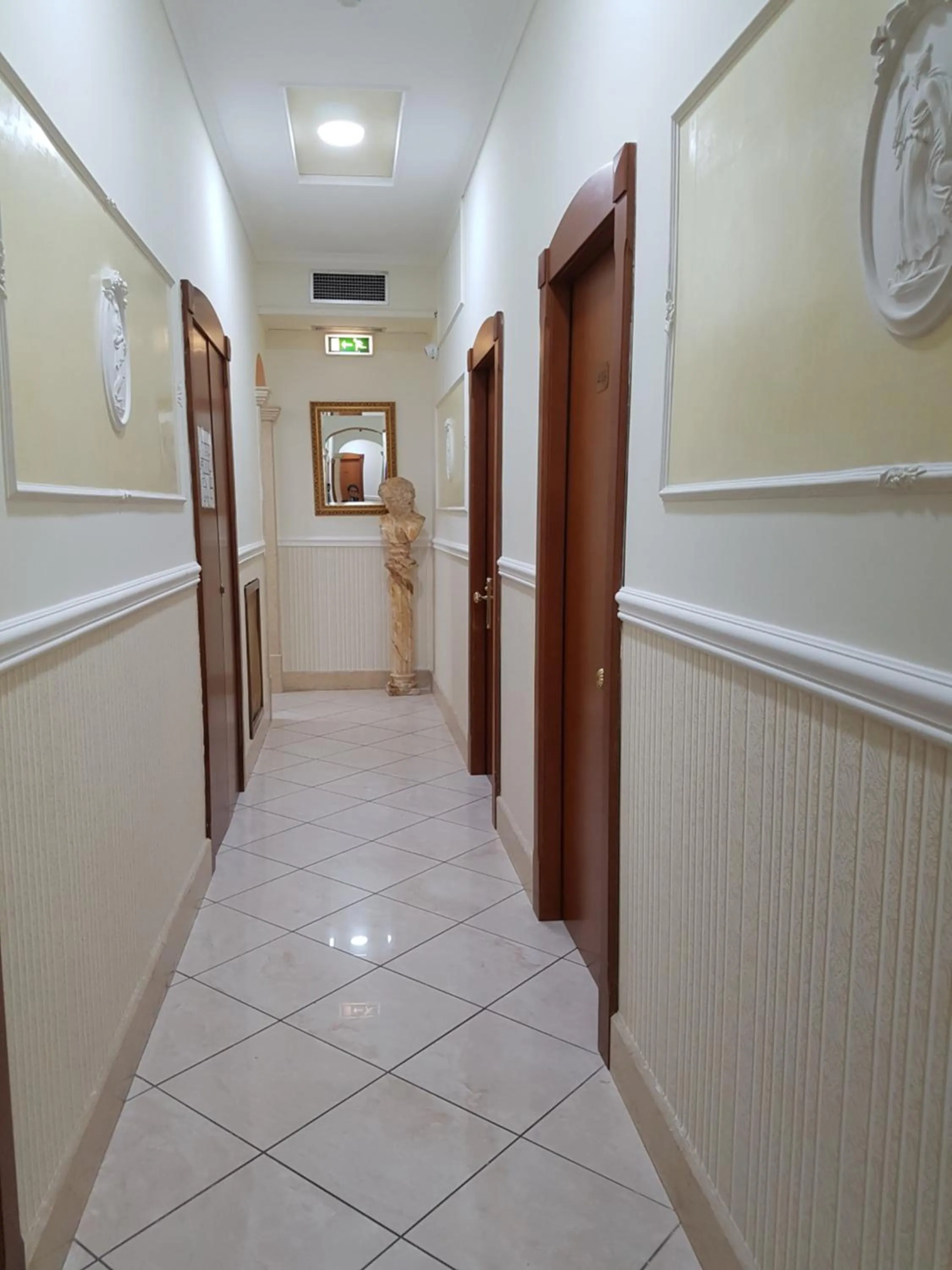 Lobby or reception in Hotel Mirage