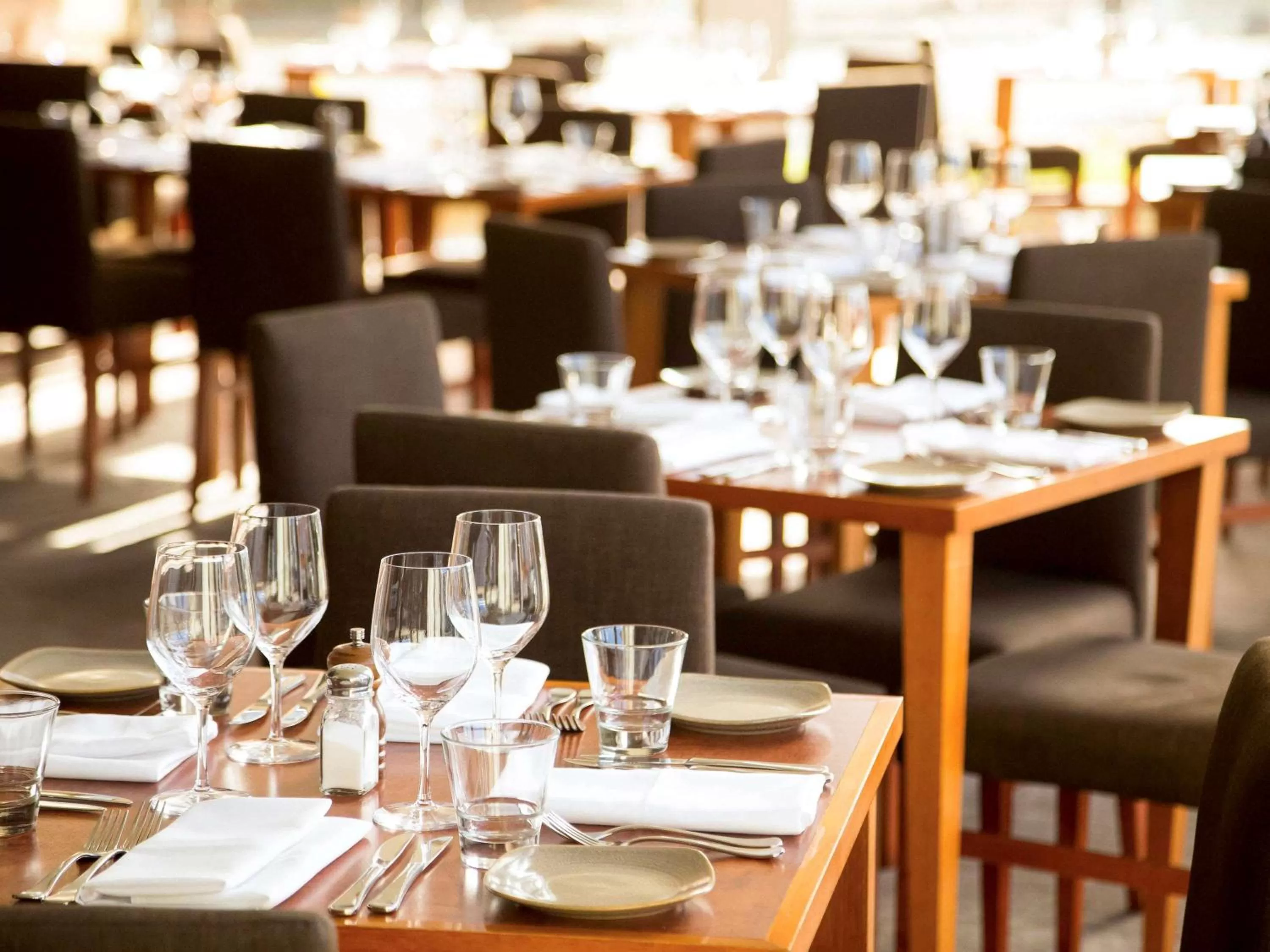 Lounge or bar in The Sebel Launceston