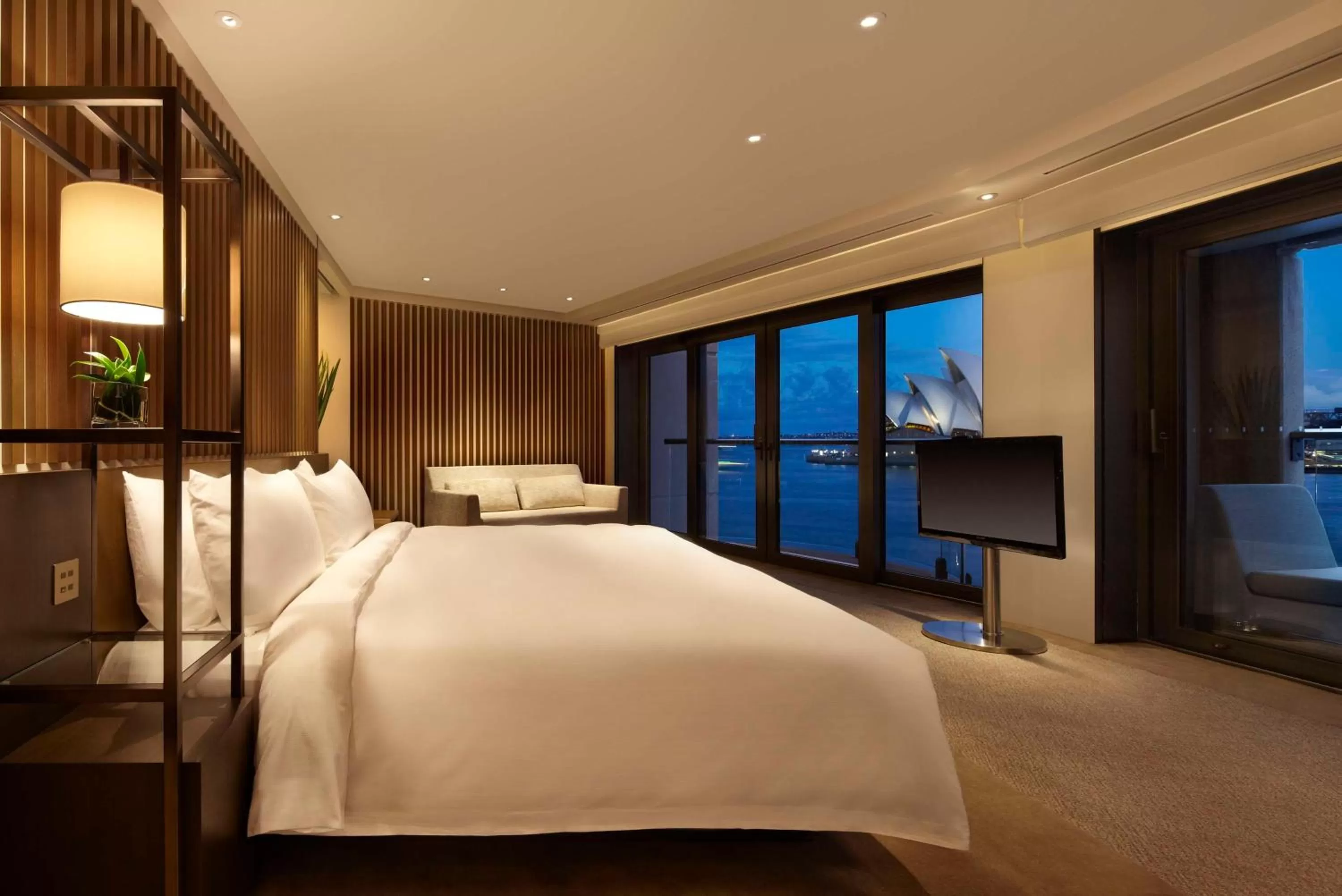 Photo of the whole room, Bed in Park Hyatt Sydney