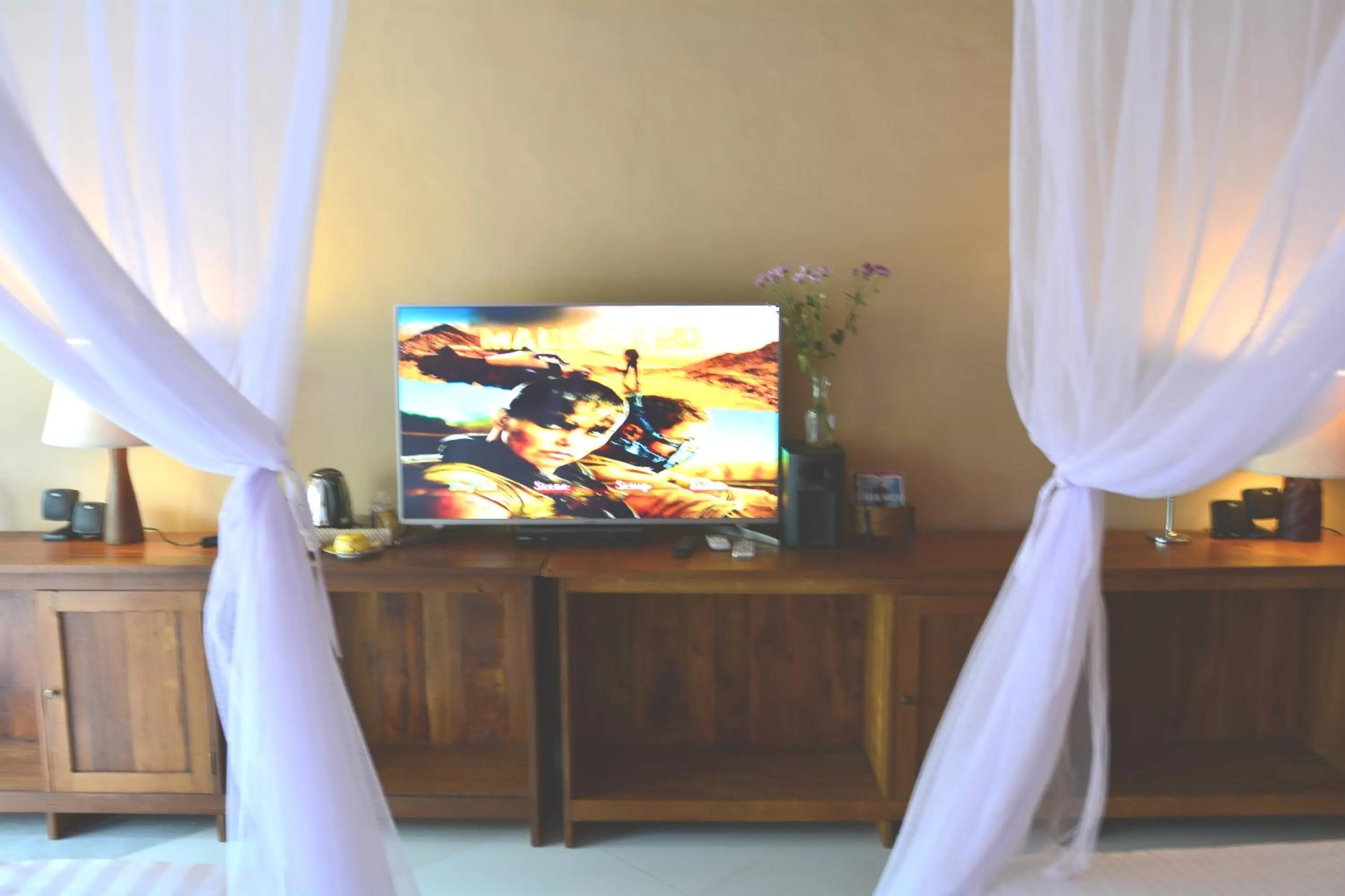 Communal lounge/ TV room in Griya Sriwedari