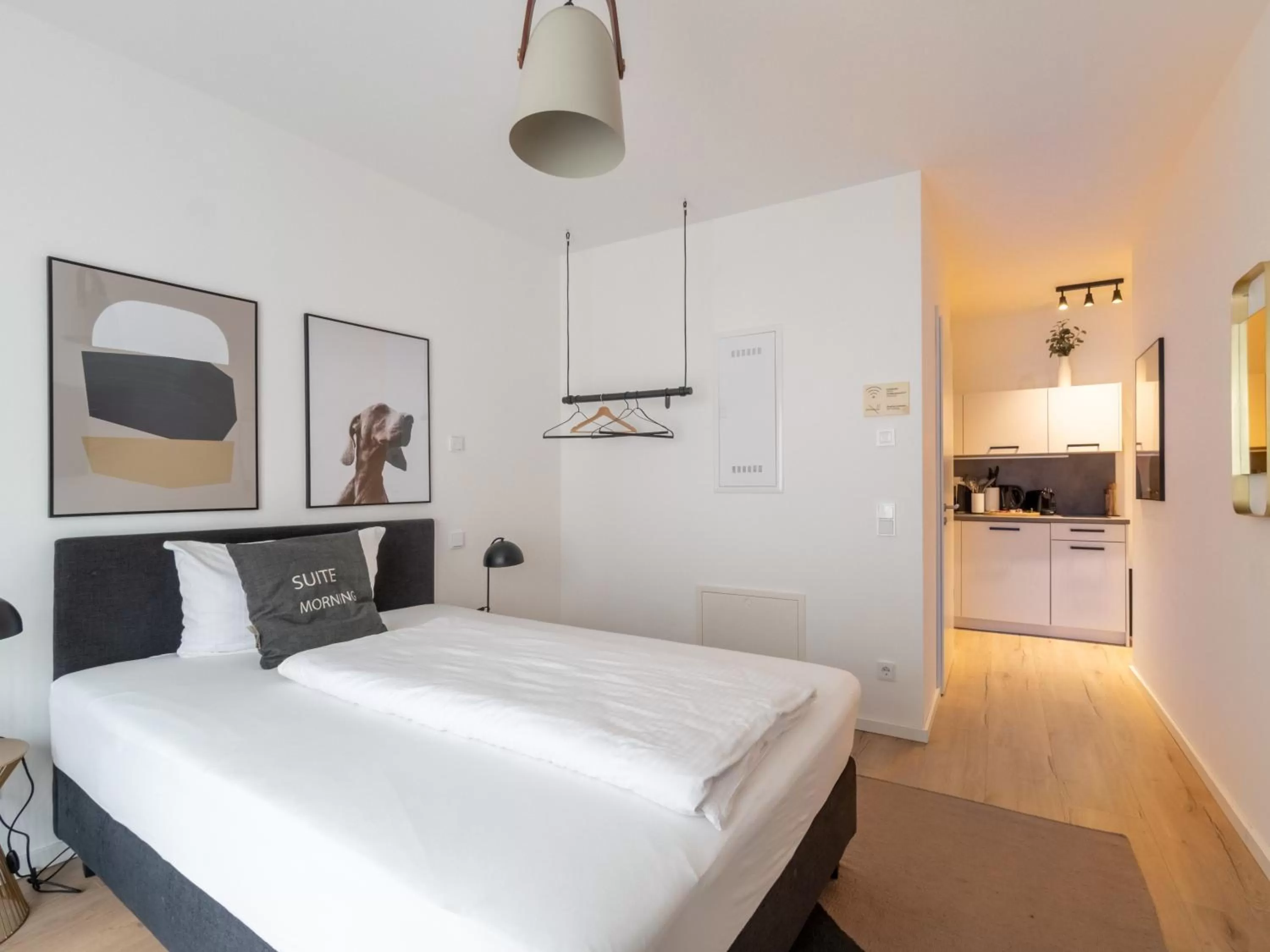 Bed in Limehome Frankfurt Gutleutstraße - Digital Access