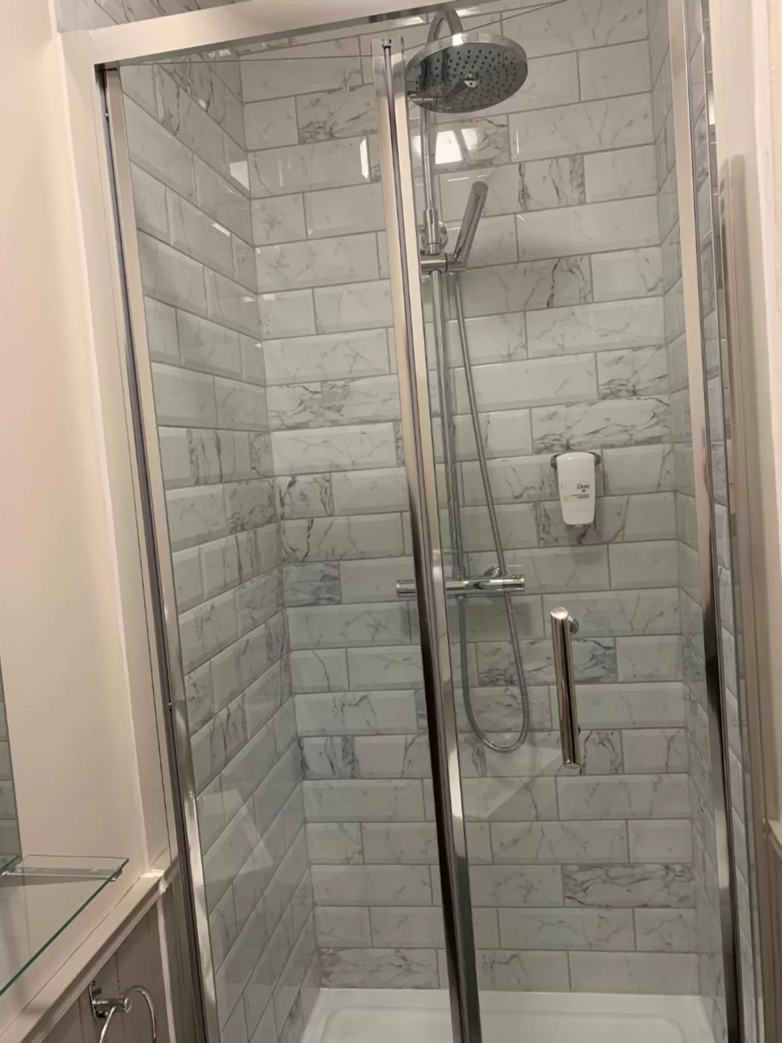 Bathroom in Black Bull Inn