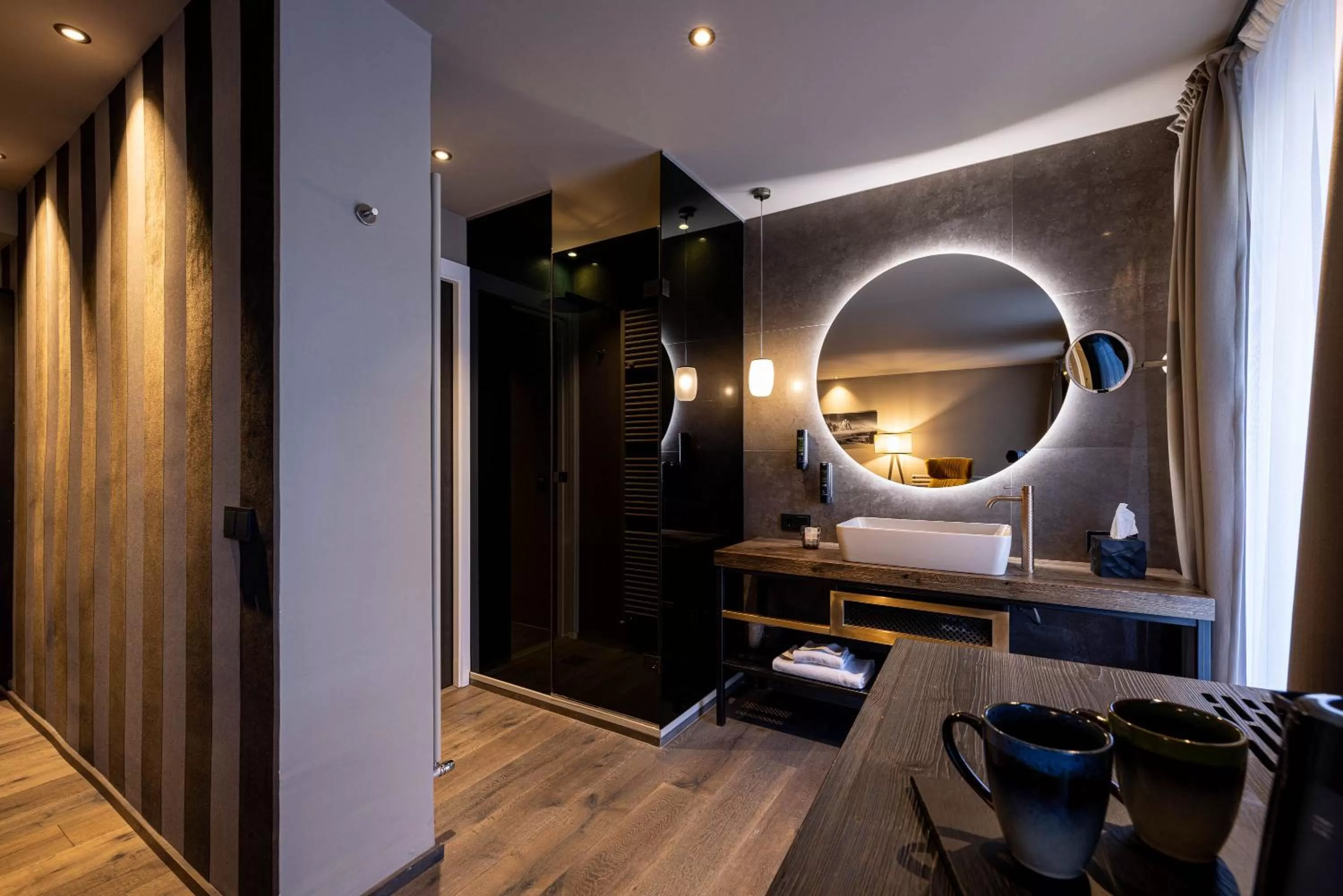 Photo of the whole room in Eggentaler