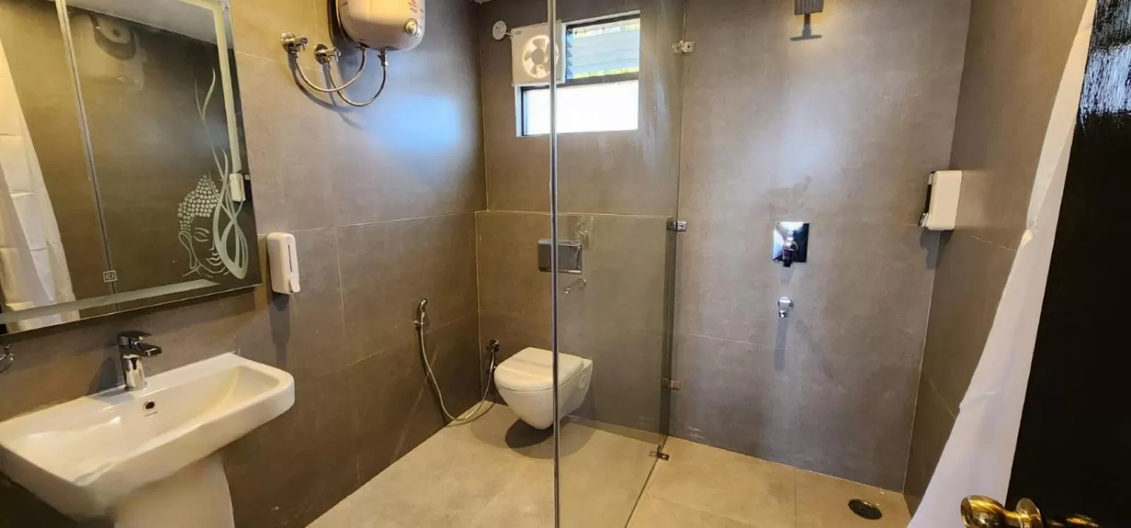 Bathroom in Samskara & Samsara