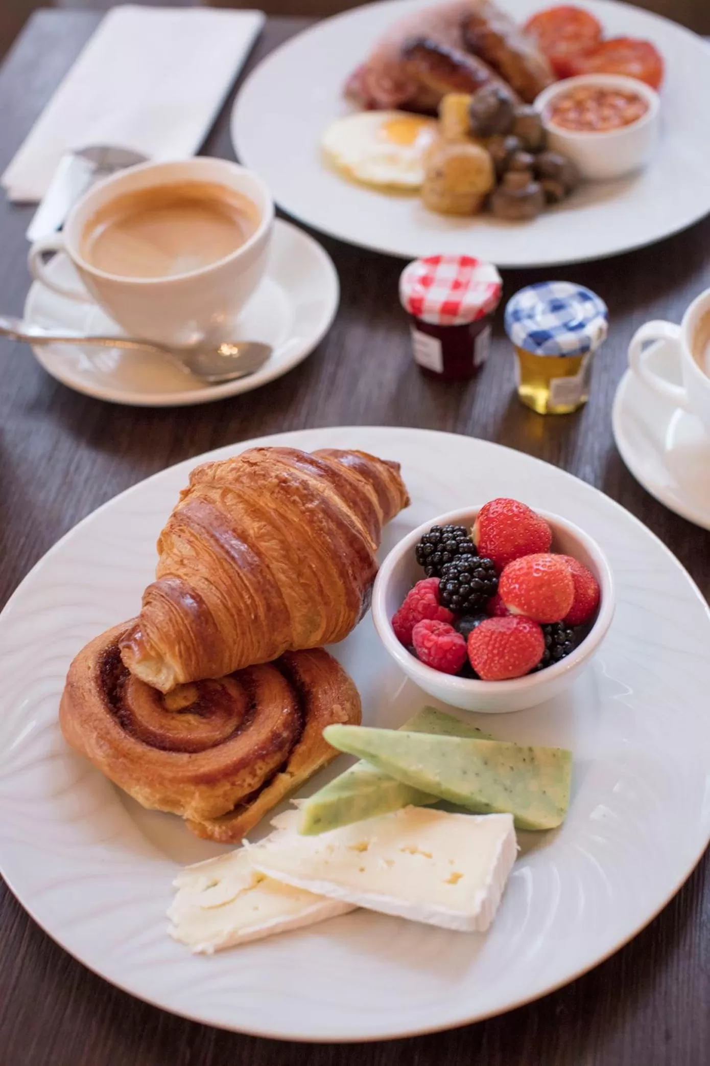 Food and drinks in The Marble Arch Hotel, by Thistle