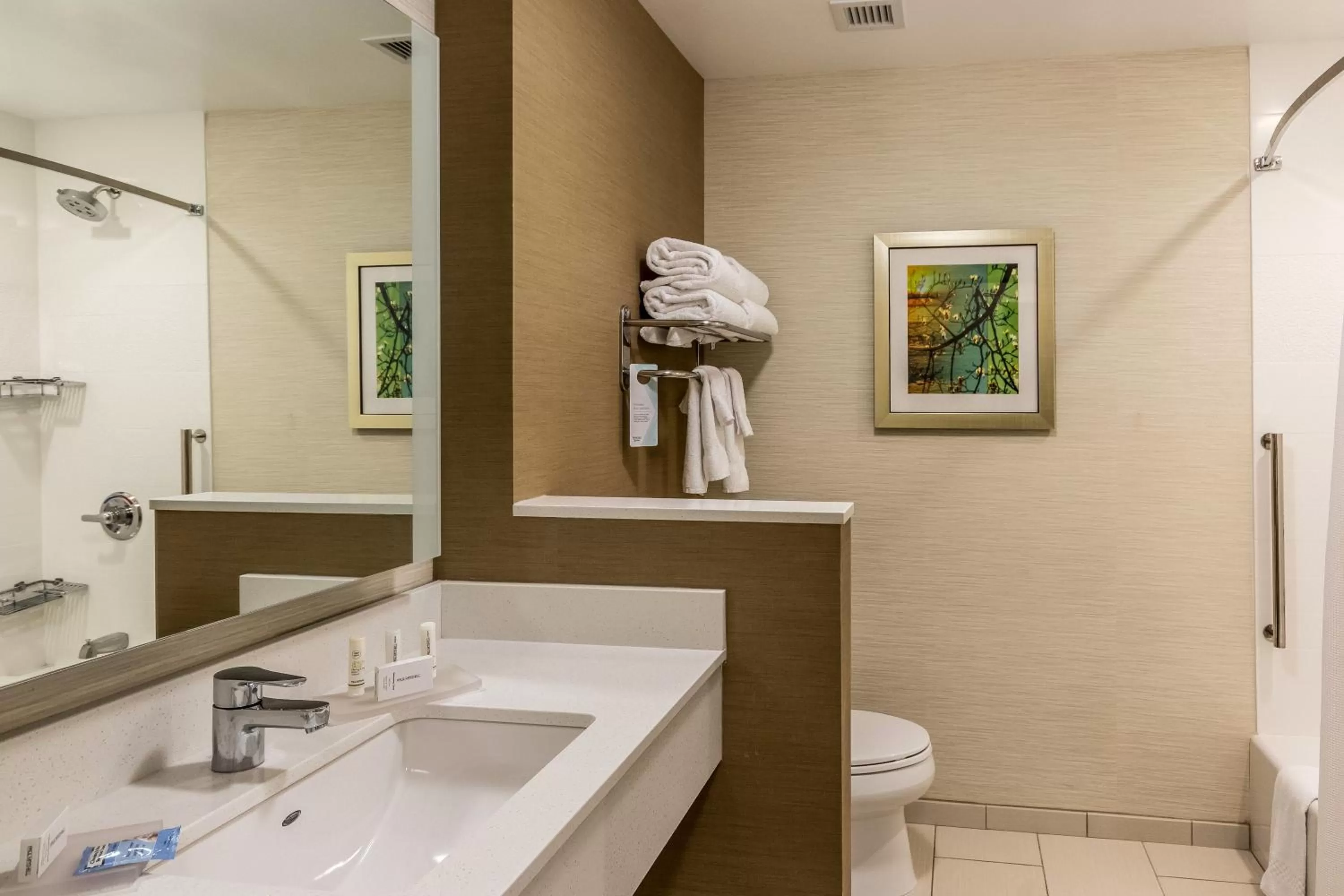 Bathroom in Fairfield Inn & Suites by Marriott Butte