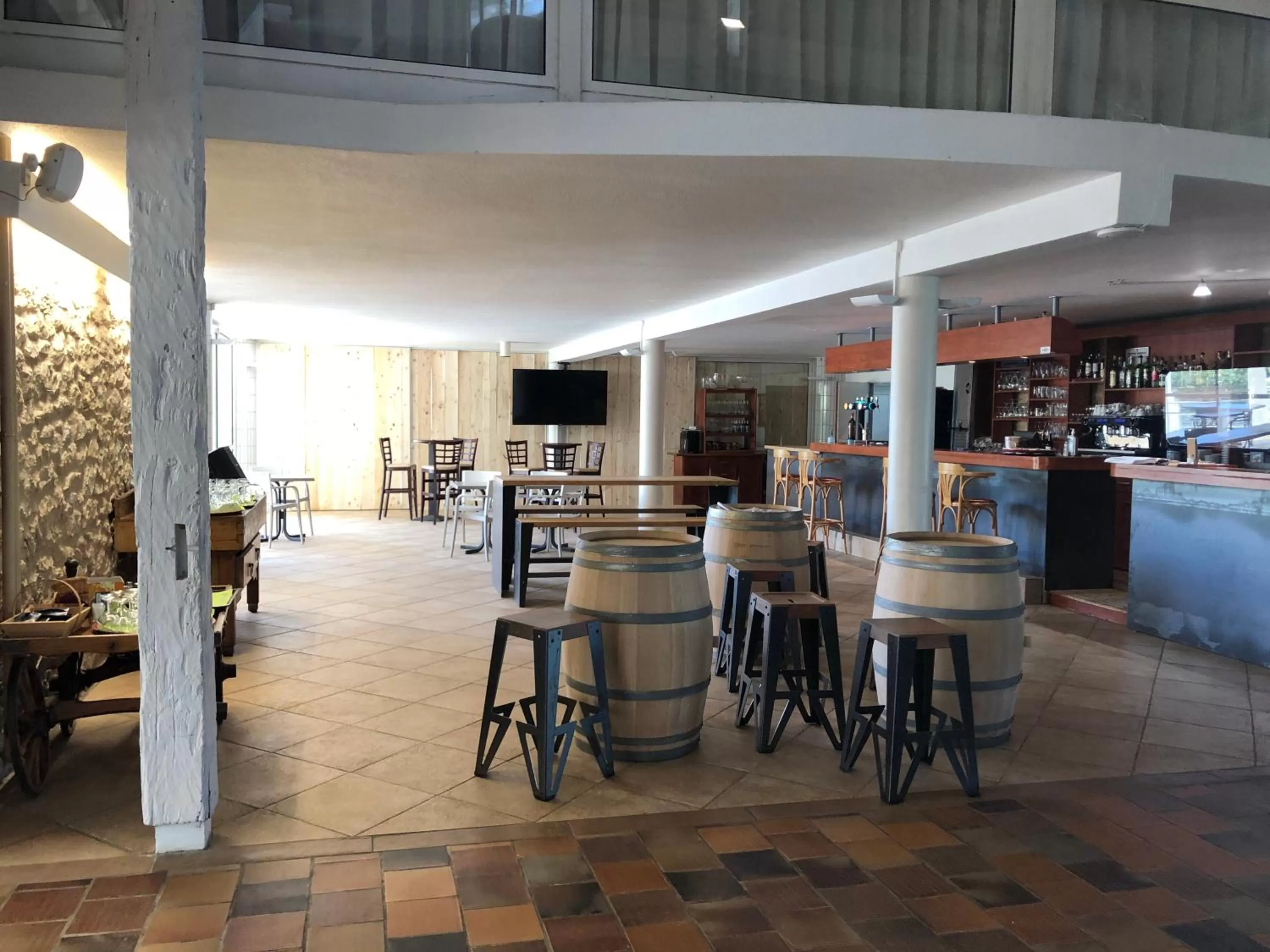 Restaurant/places to eat in Hotel Restaurant La Dame du Lac