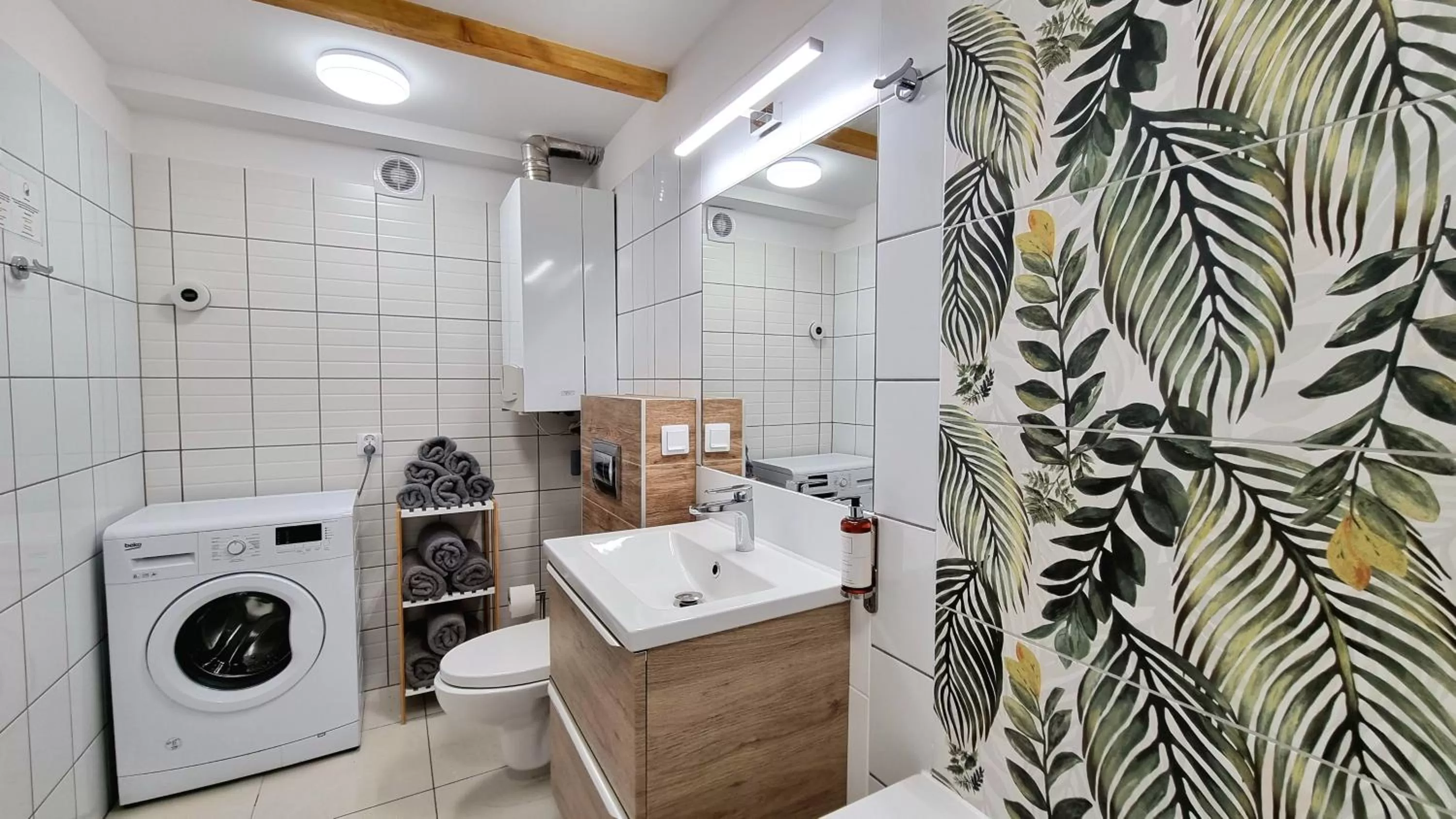 Shower, Bathroom in NOOK NOOK Apartments Katarzyny 2