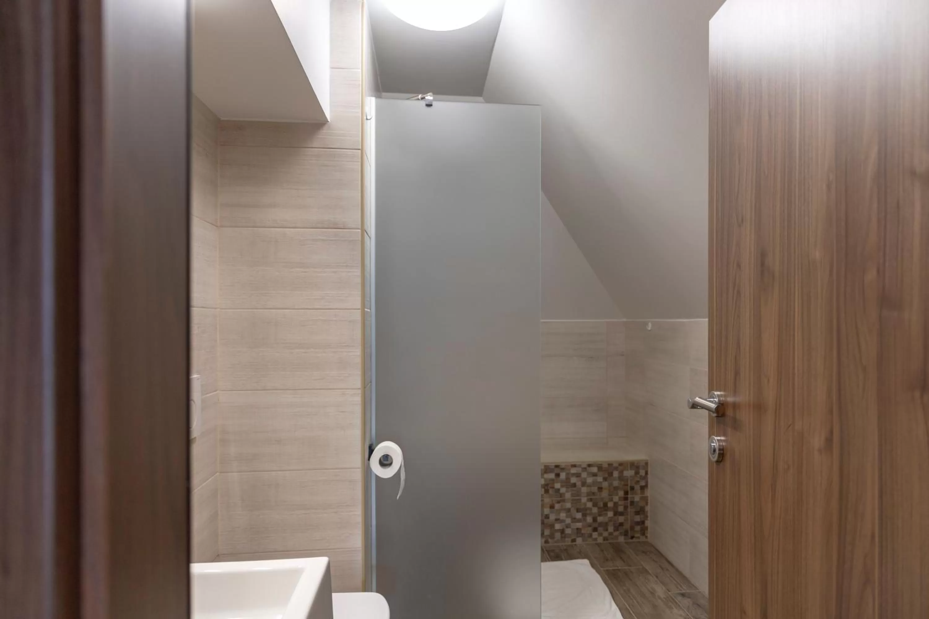 Shower in Vila Marin Miler