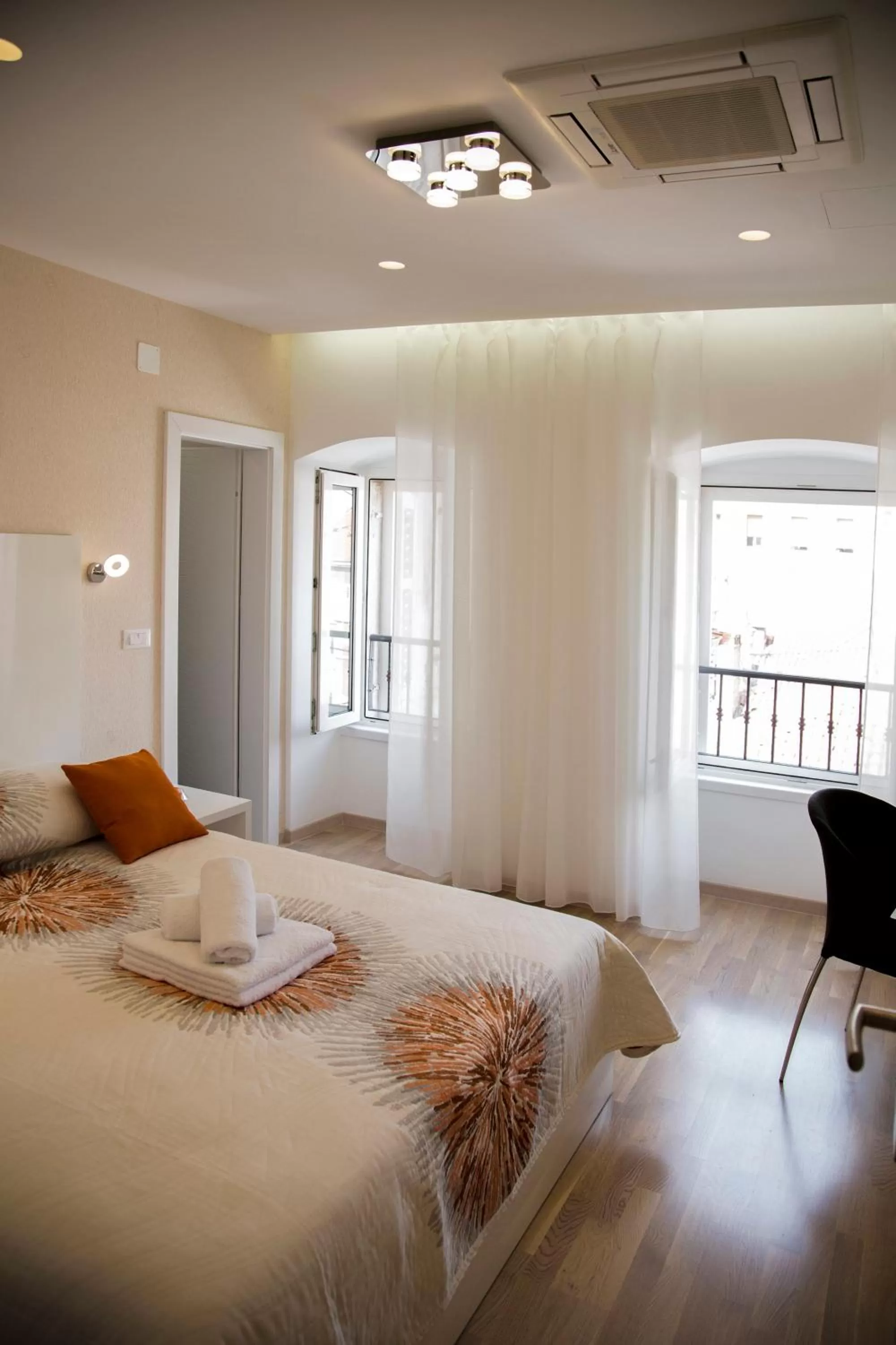 Bed in Luxury rooms Skystar-Split