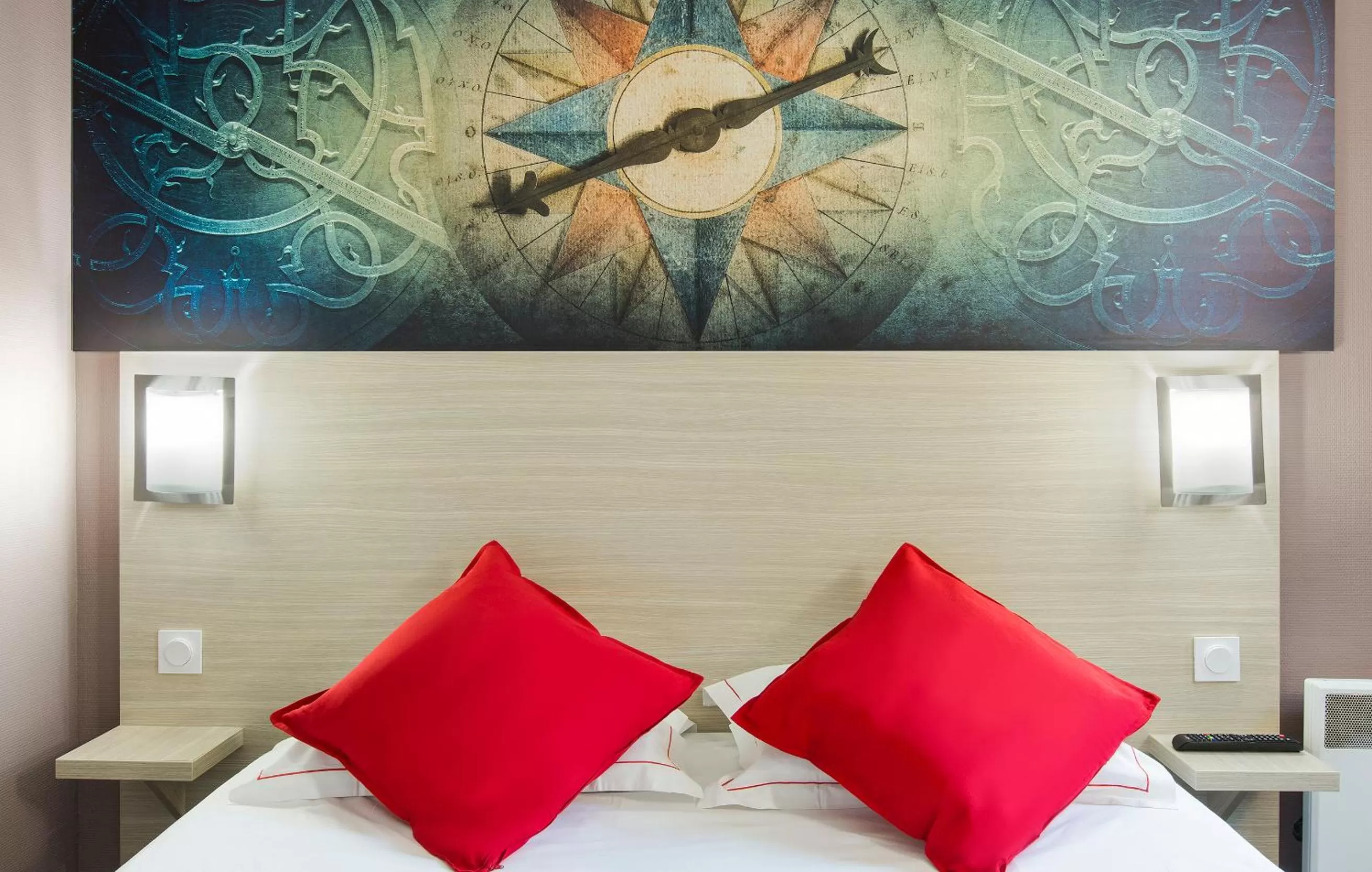 Bed in HÔTEL ÉDEN - Metz Nord - Woippy - Porte du Luxembourg - A31