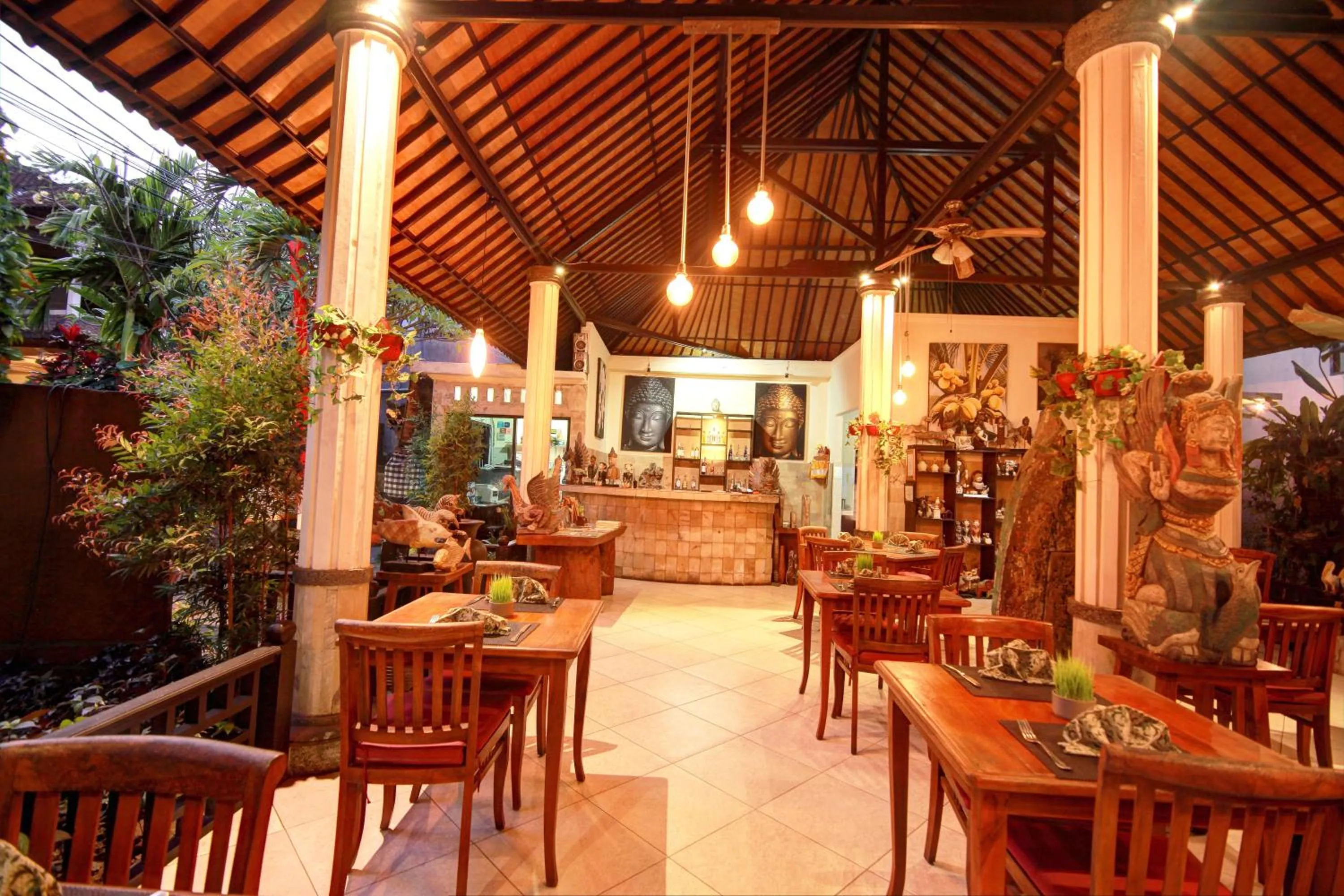 Restaurant/places to eat in Bali Dream Resort Ubud