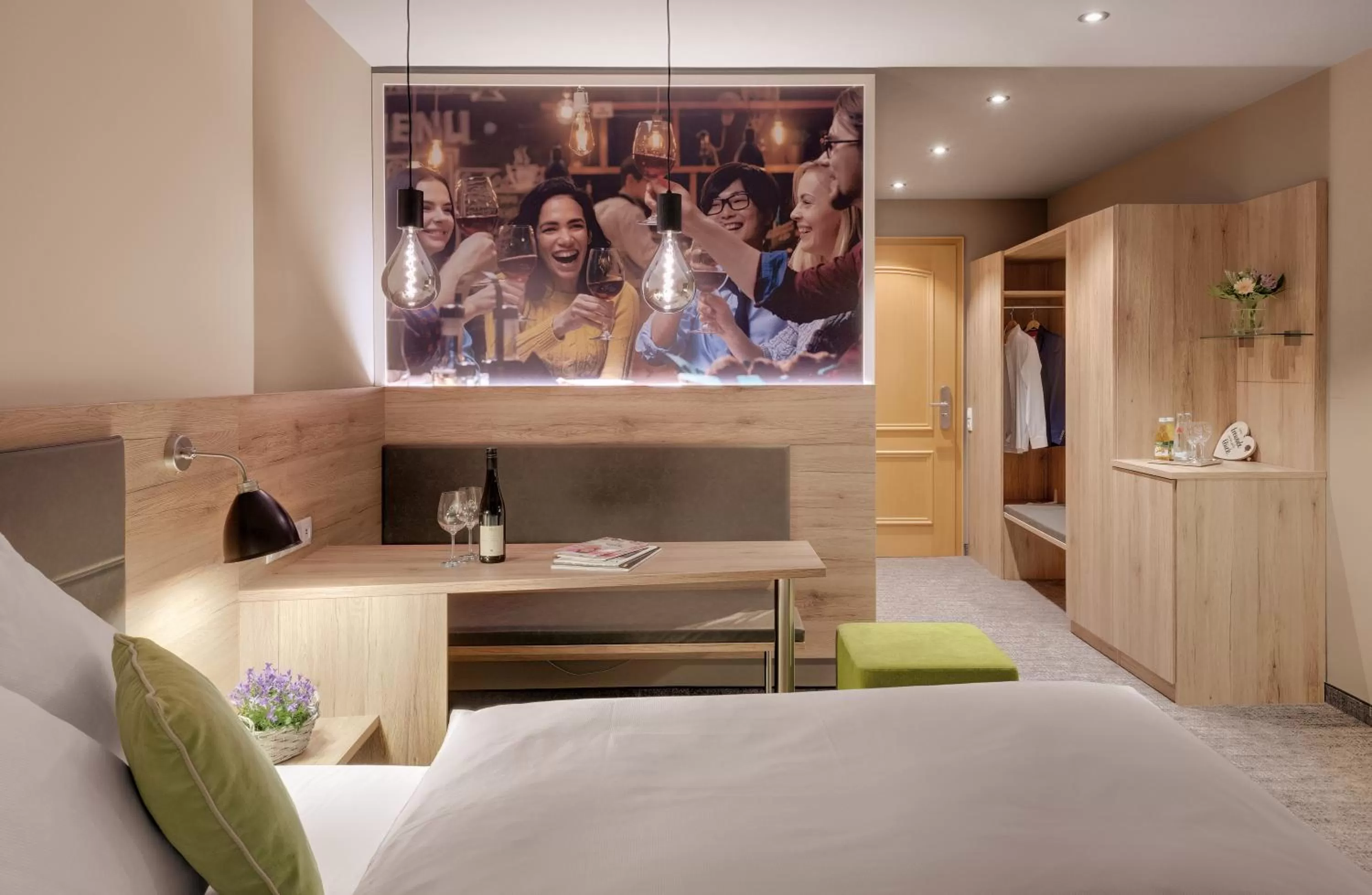 Photo of the whole room, Bed in Pfalzhotel Asselheim