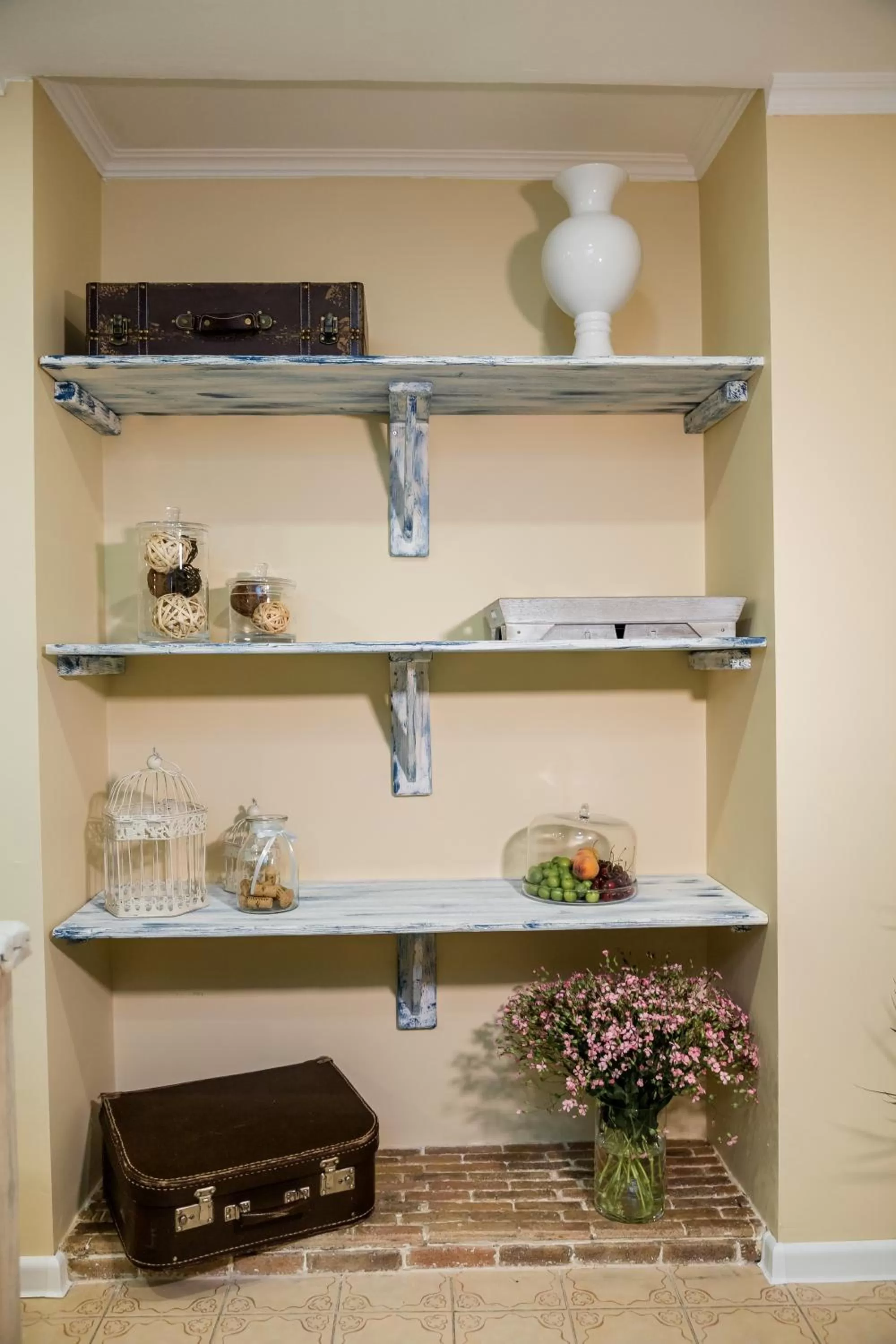 Other in Gvino Minda