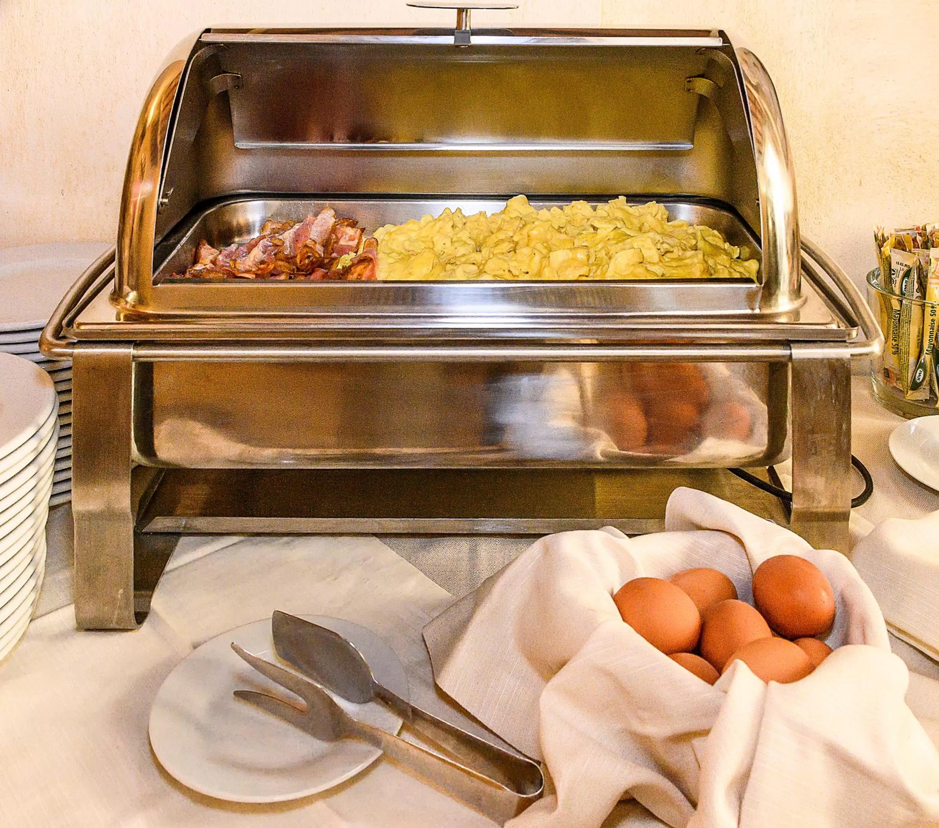 Breakfast in Hotel Villa Cheli