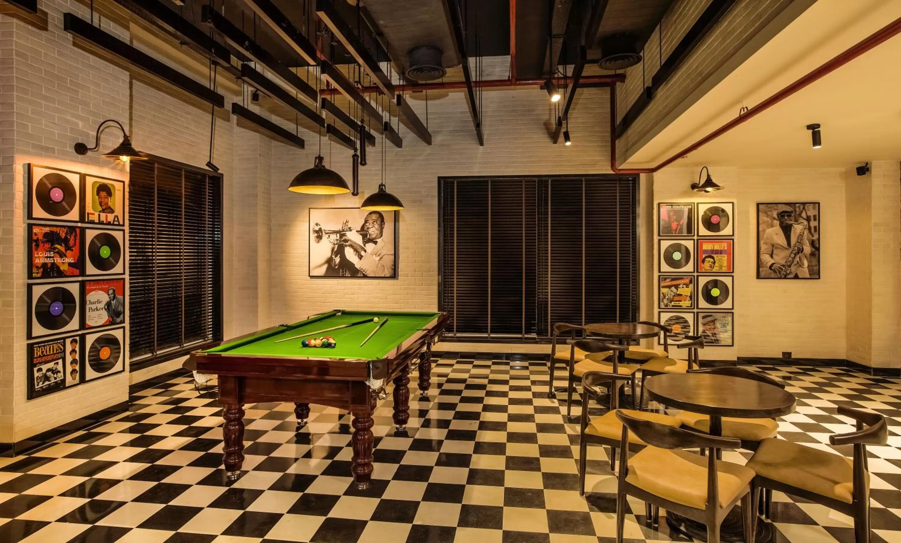 Lounge or bar in Lemon Tree Premier City Center Pune