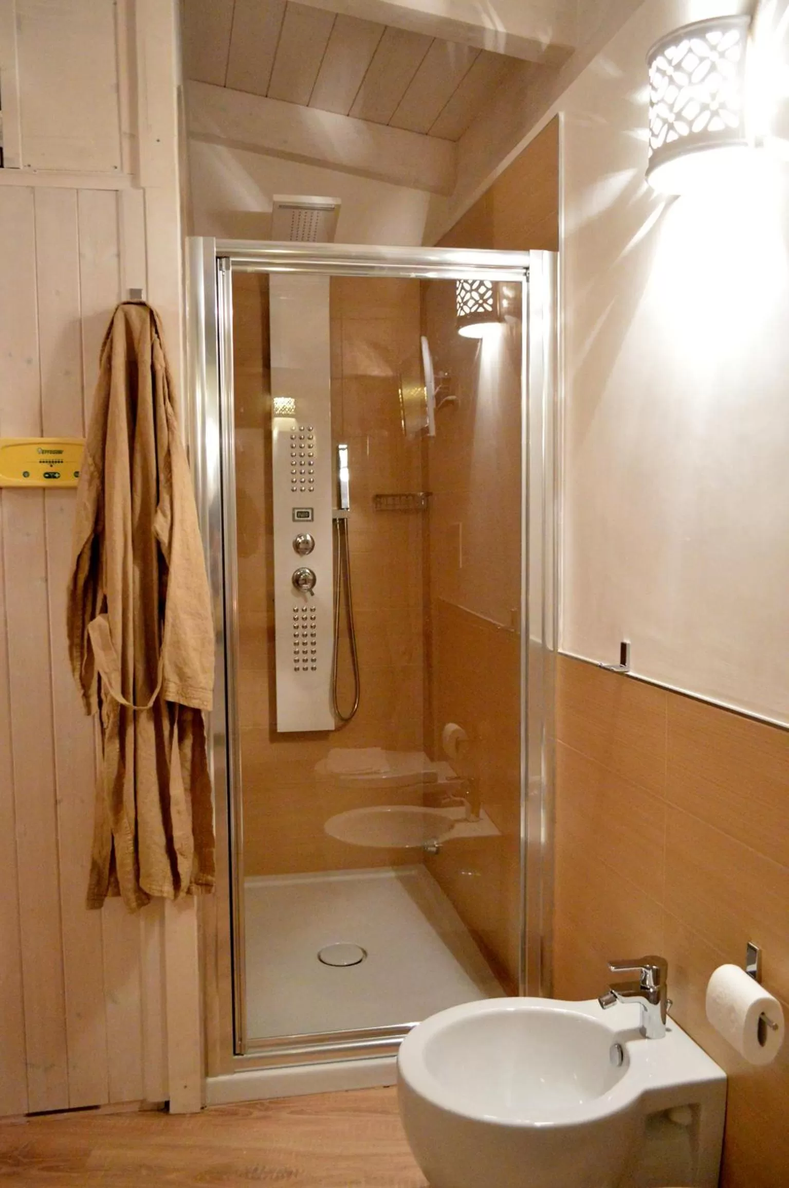 Bathroom in Albergo Diffuso Dimora Rossi B&B