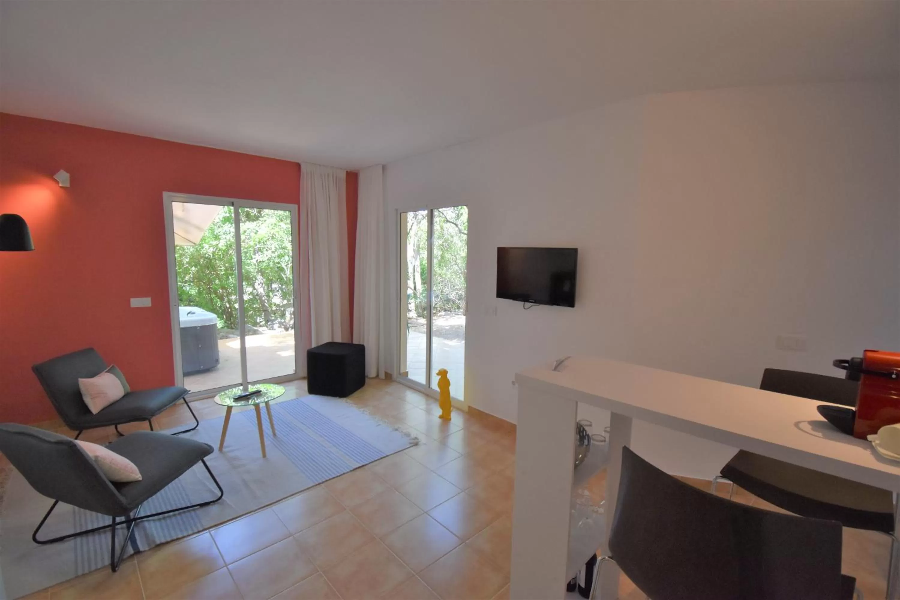 TV and multimedia in Villa Nestor