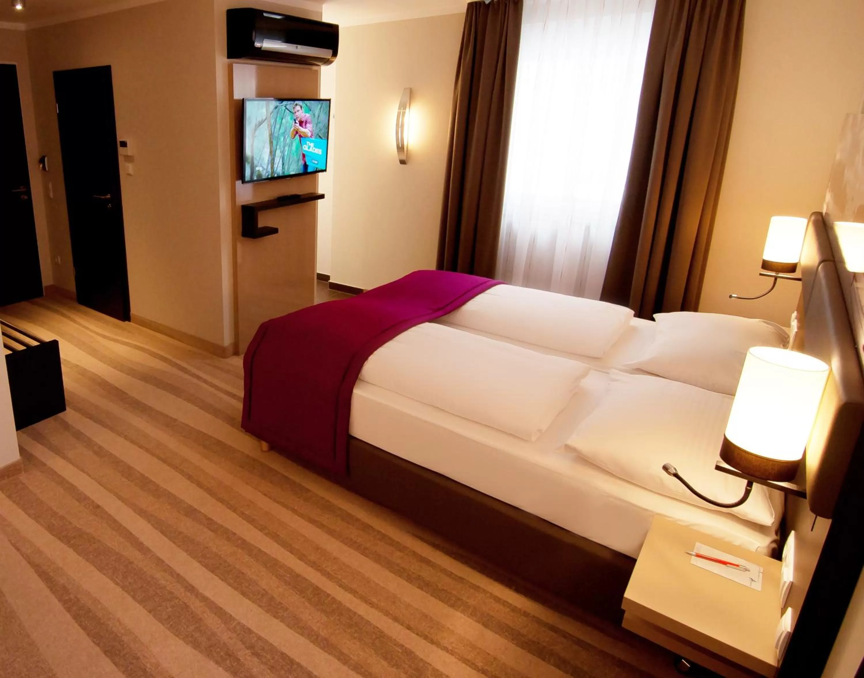 Photo of the whole room, Bed in Amalienburg - Boutique & Boarding Hotel