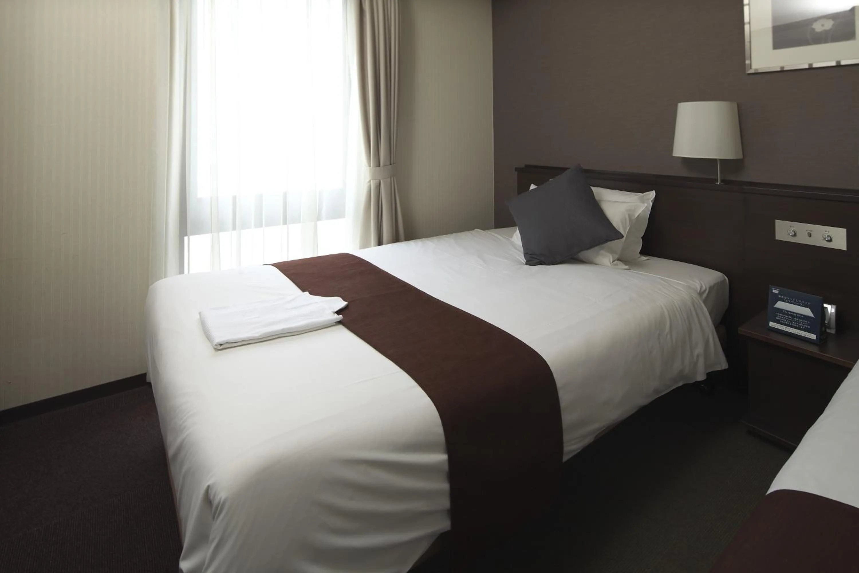 Twin Room - Smoking in Shizutetsu Hotel Prezio Shizuoka-Ekikita