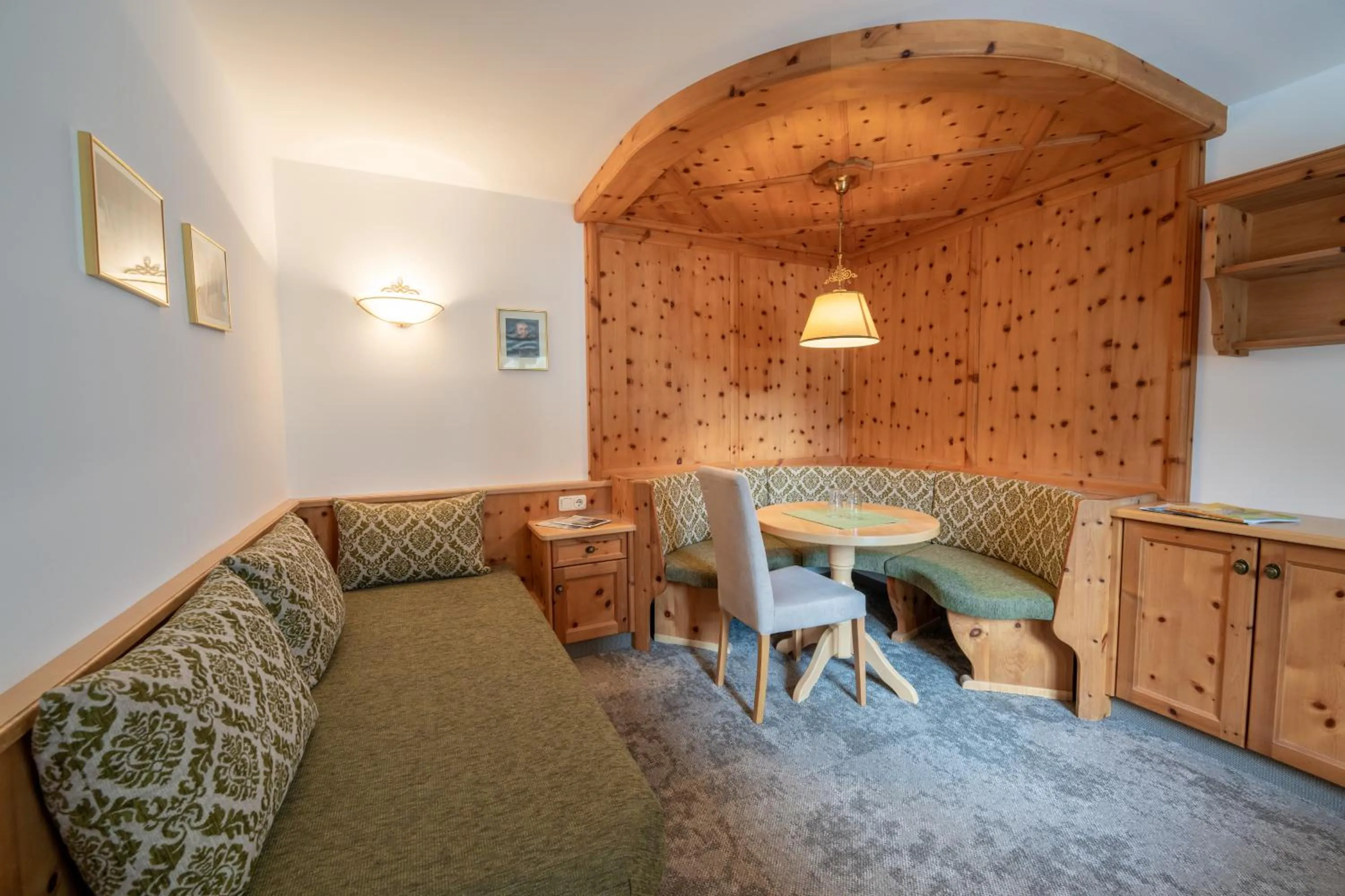 Living room in Alpenhotel Kramerwirt
