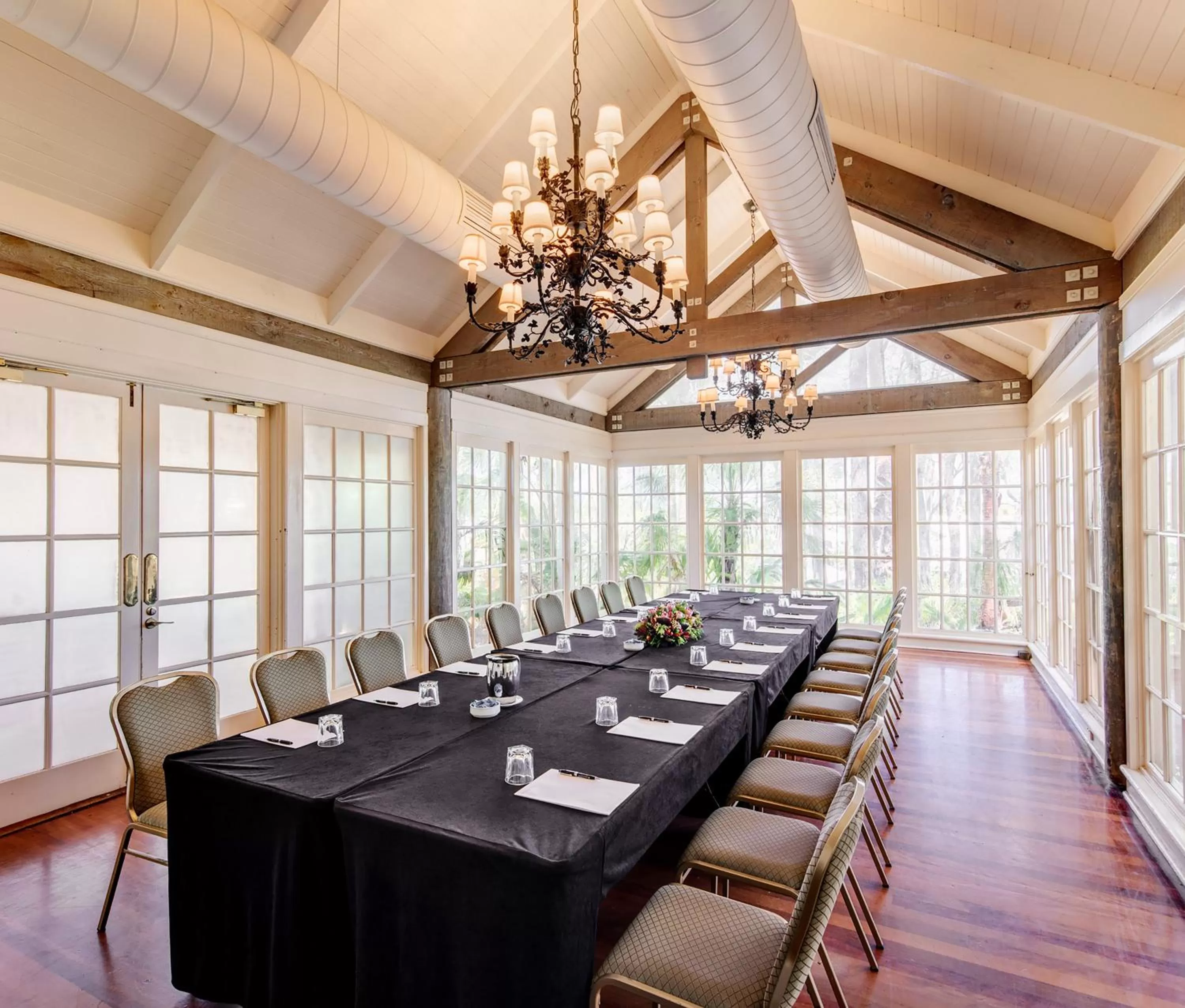 Meeting/conference room in InterContinental Sanctuary Cove Resort by IHG