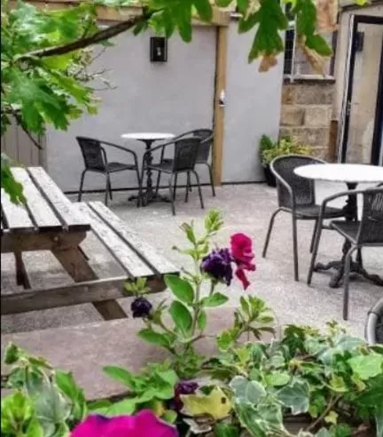 Patio/Outdoor Area in Royal Oak Hotel