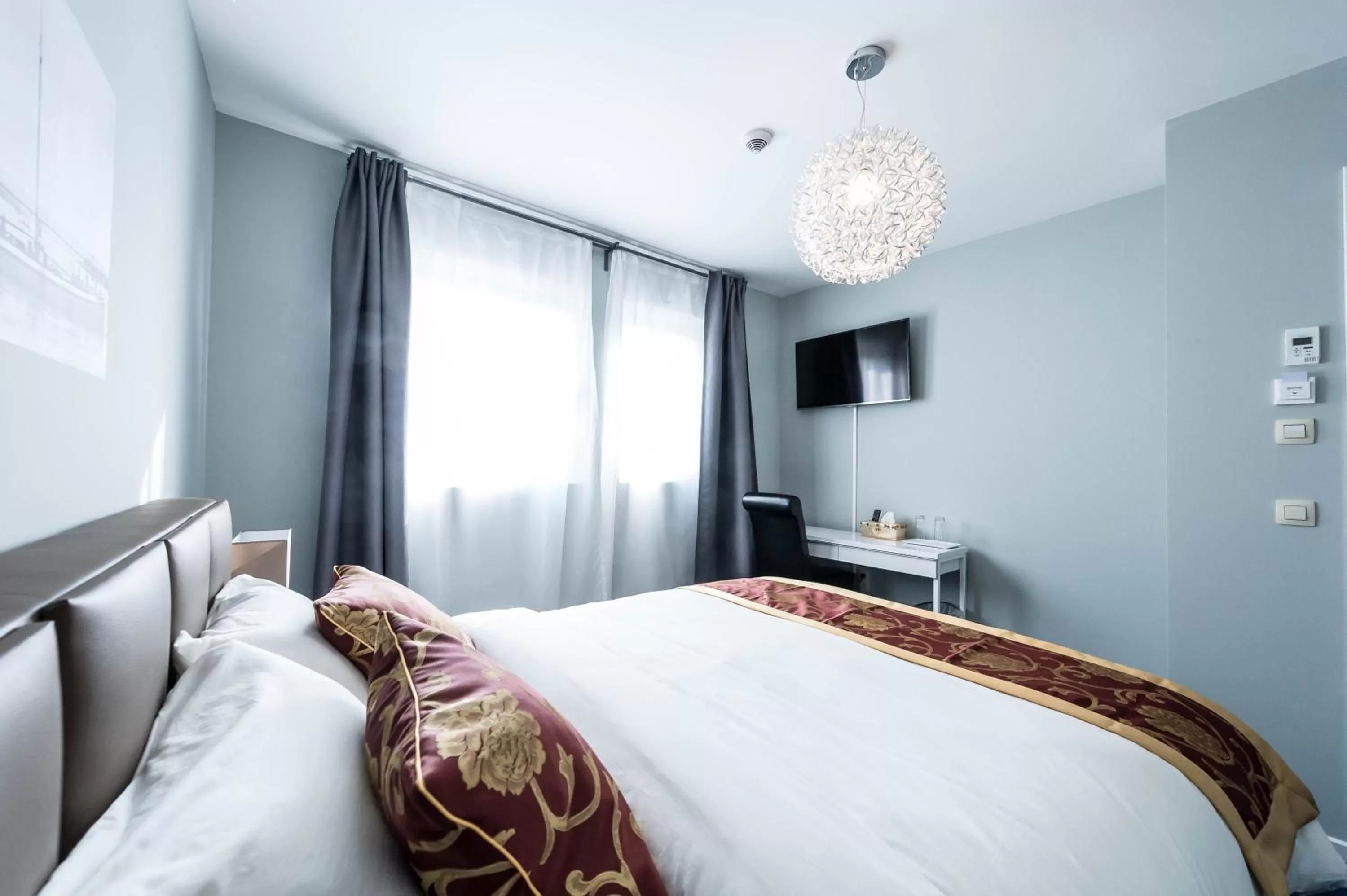 Photo of the whole room, Bed in Hotel Temse