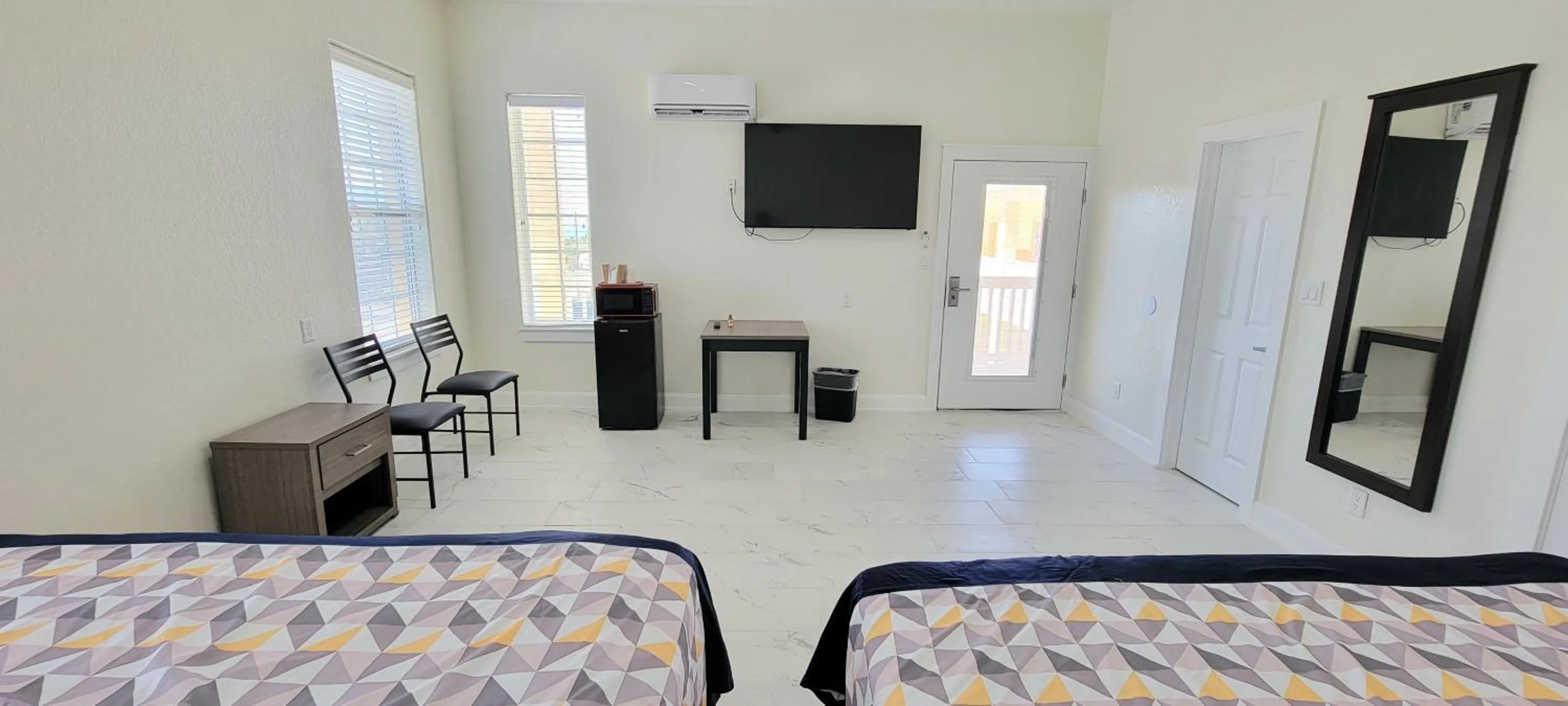 Bed in Lighthouse Inn