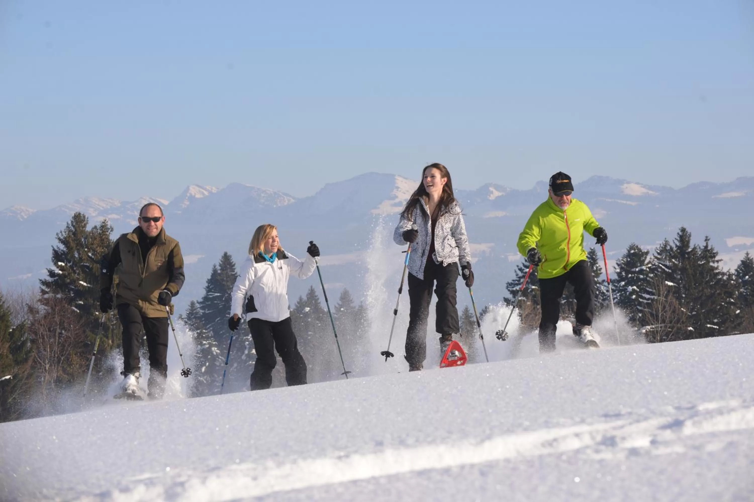 People in Hotel Alpenrose gut schlafen & frühstücken