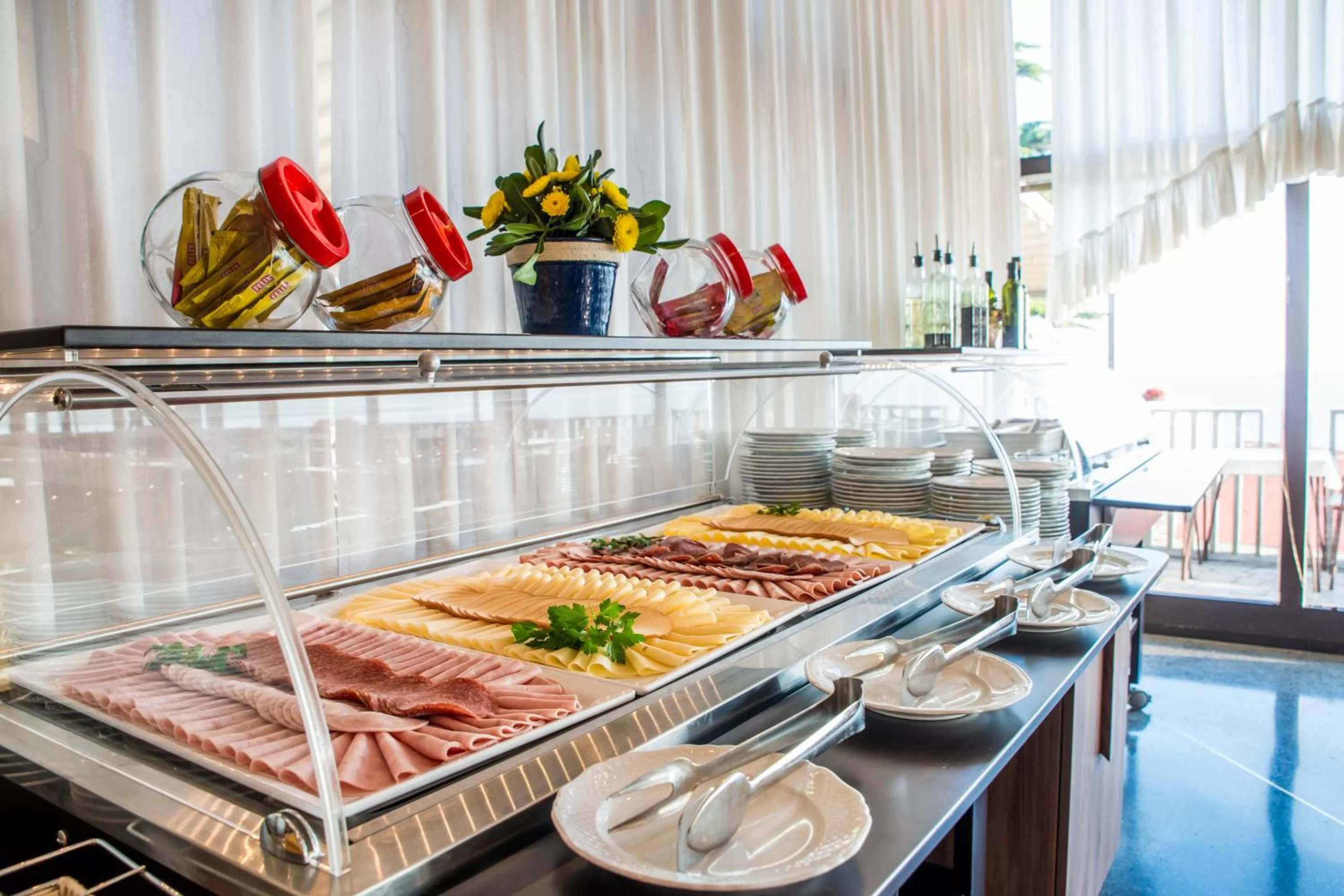 Restaurant/places to eat in Belvedere Resort Hotels