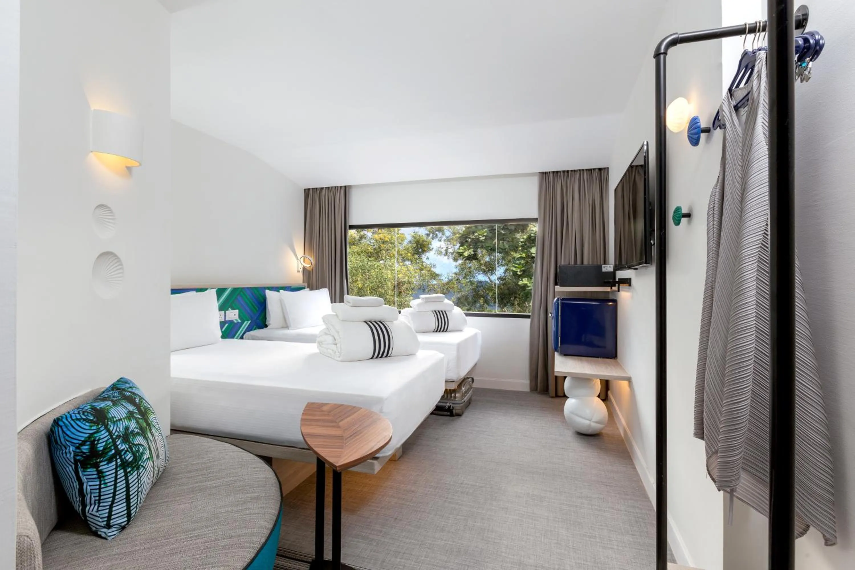 View (from property/room), Bed in COSI Samui Chaweng Beach - SHA Plus