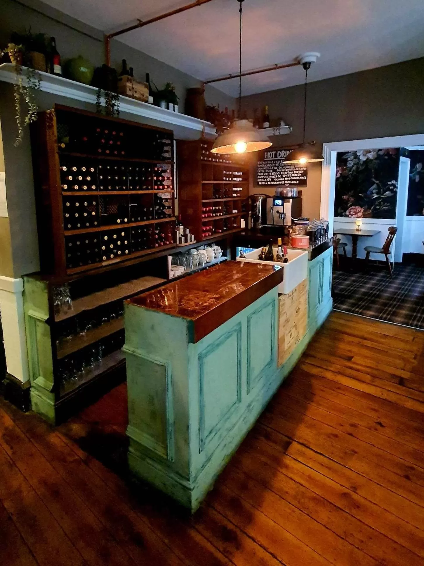 Lounge or bar in White Horse