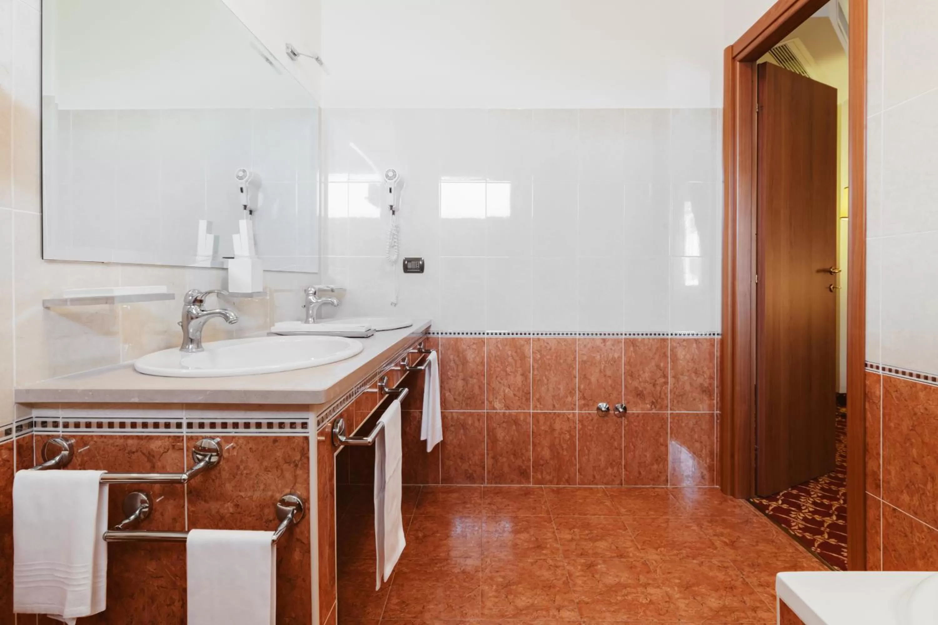 Shower in Hotel Villa Del Sorriso