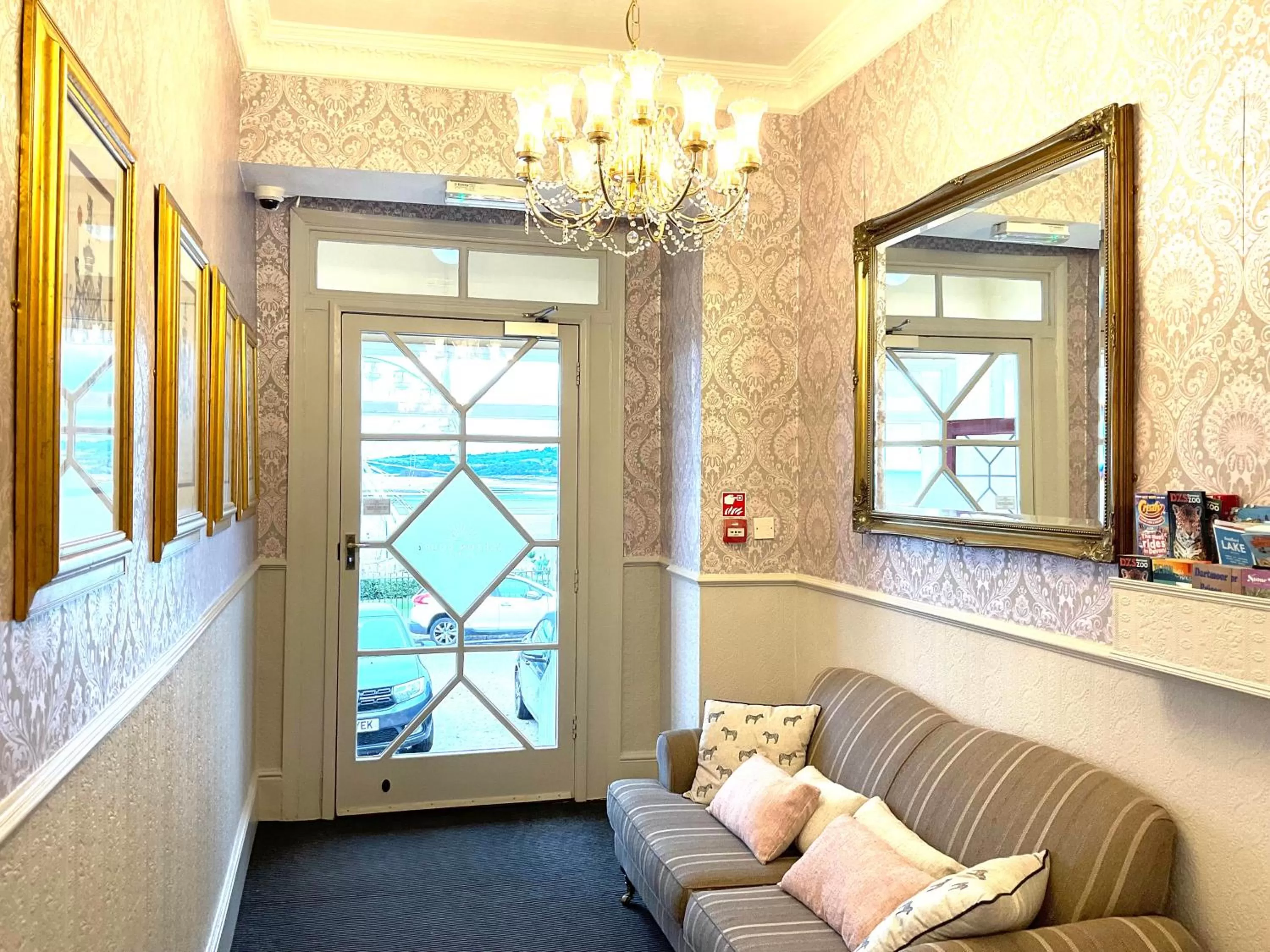 Facade/entrance in Ashton Court Hotel