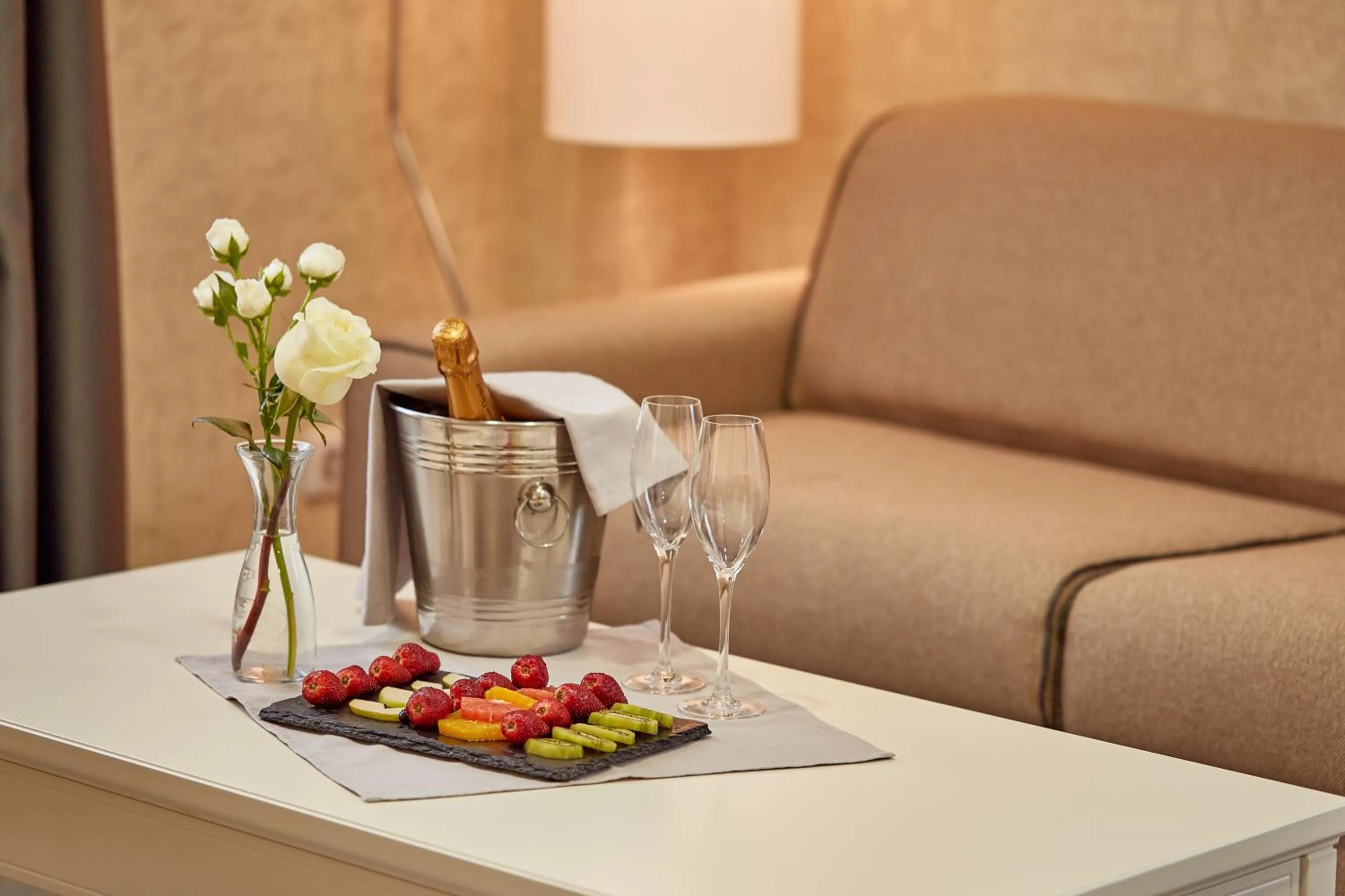 Food in Gallery Palace Hotel